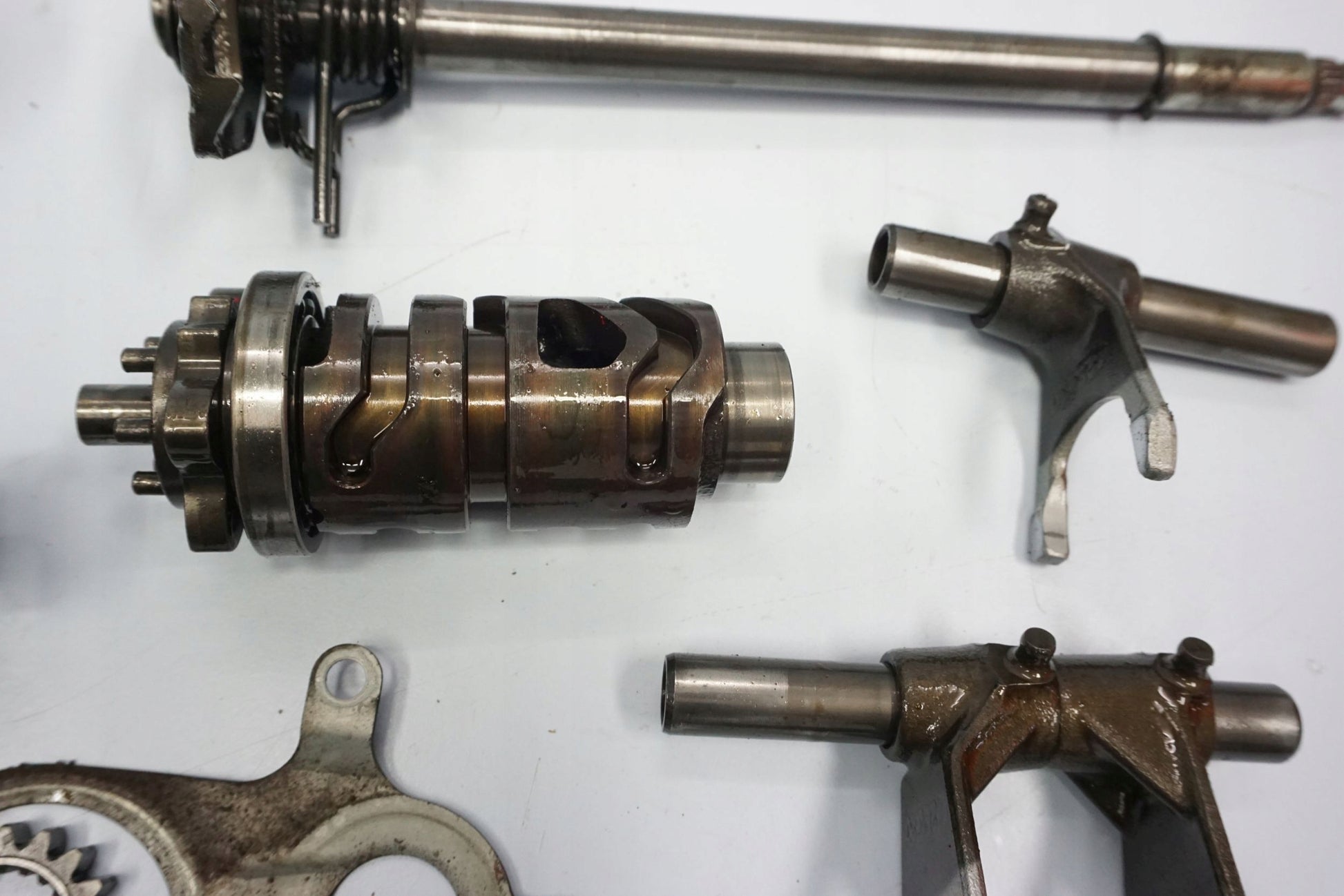 SUZUKI SFV 650 GLADIUS 09-16 Getriebe Gearbox 4