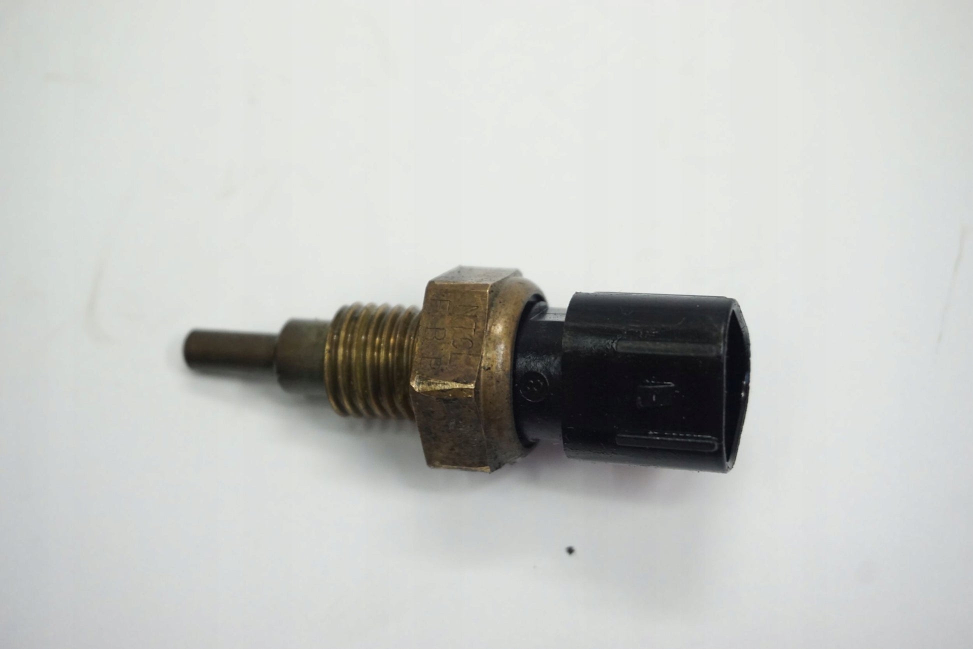 KAWASAKI Z1000 10-13 Temperatursensor Thermostat Temperature sensor 3
