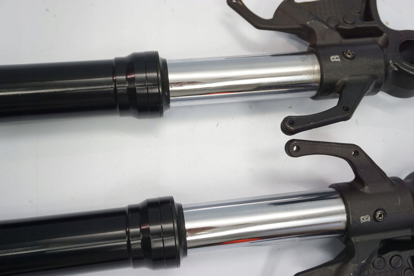 YAMAHA MT-10 16-21 Gabel Gabelholme Fork 8