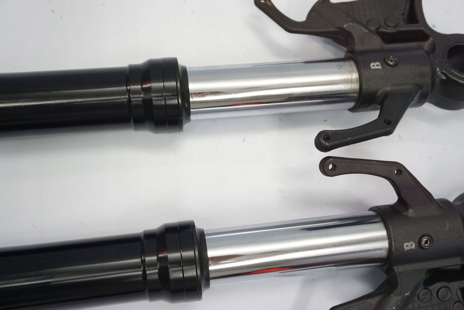 YAMAHA MT-10 16-21 Gabel Gabelholme Fork 8