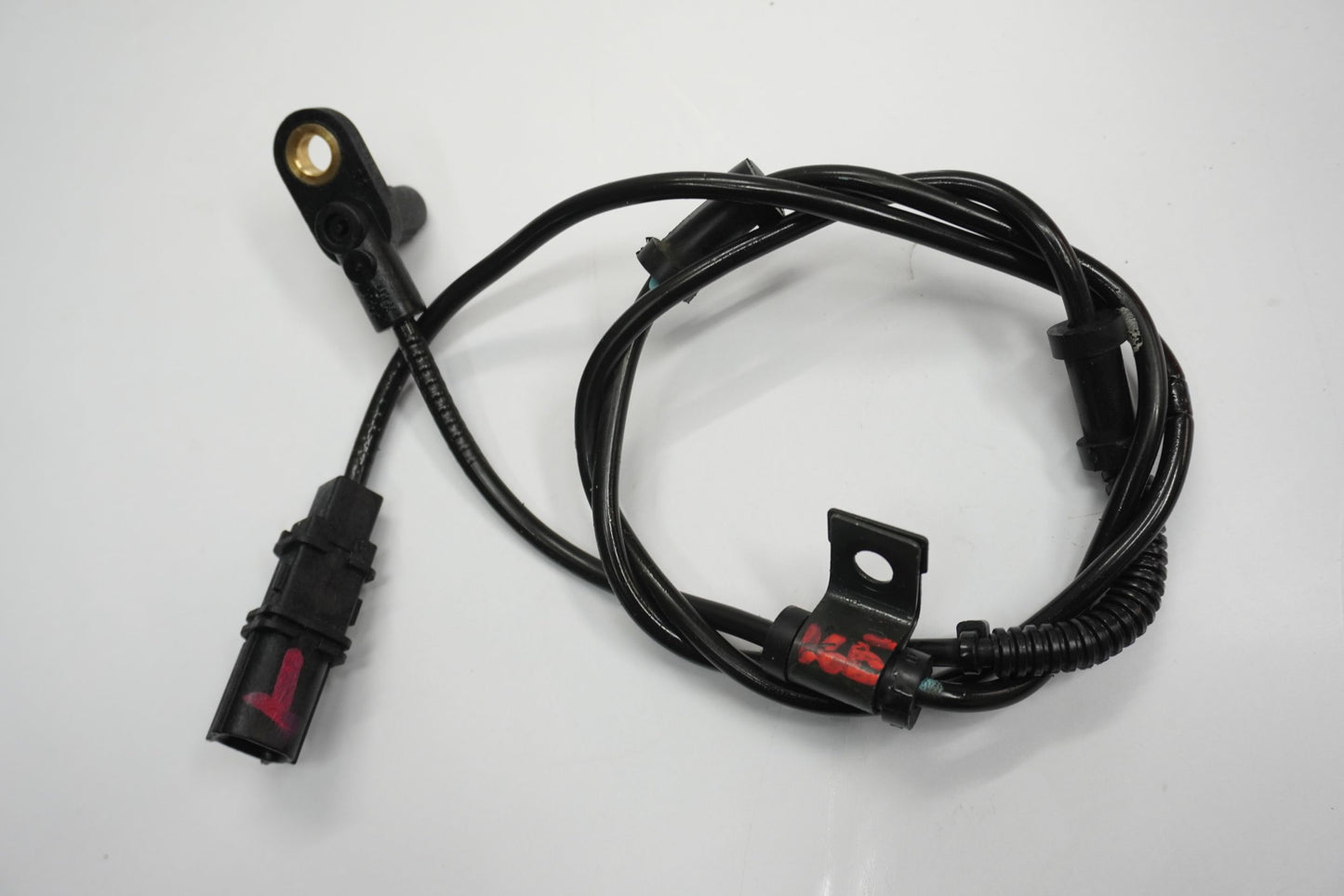 HONDA CB 650 R 19-23 ABS Sensor hinten 2