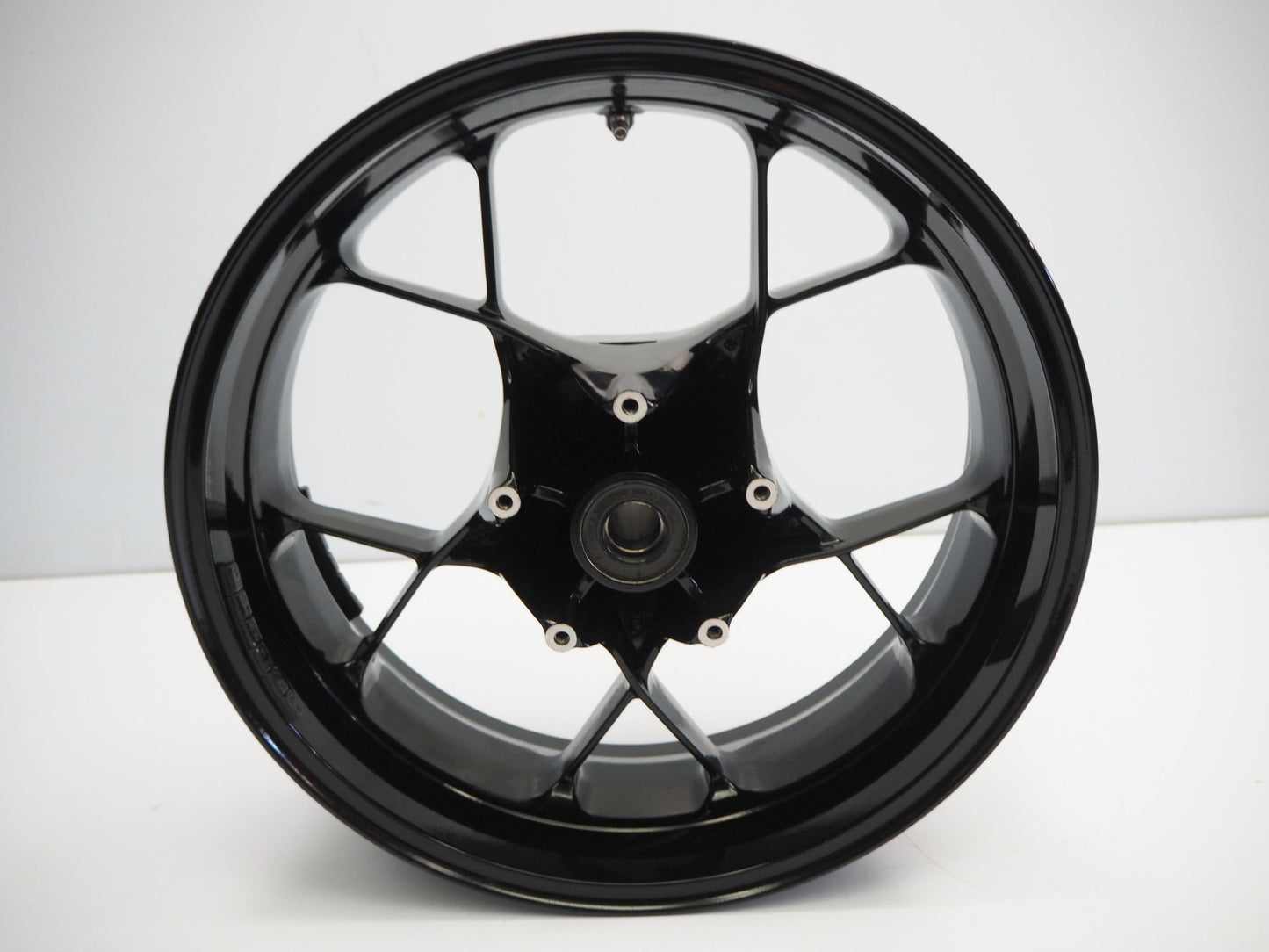 KTM 890 DUKE R 20- Felge hinten Wheel Hinterrad 11