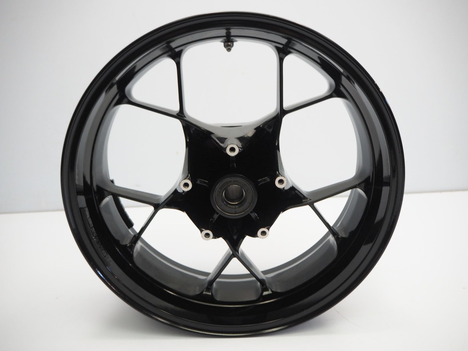 KTM 890 DUKE R 20- Felge hinten Wheel Hinterrad 11