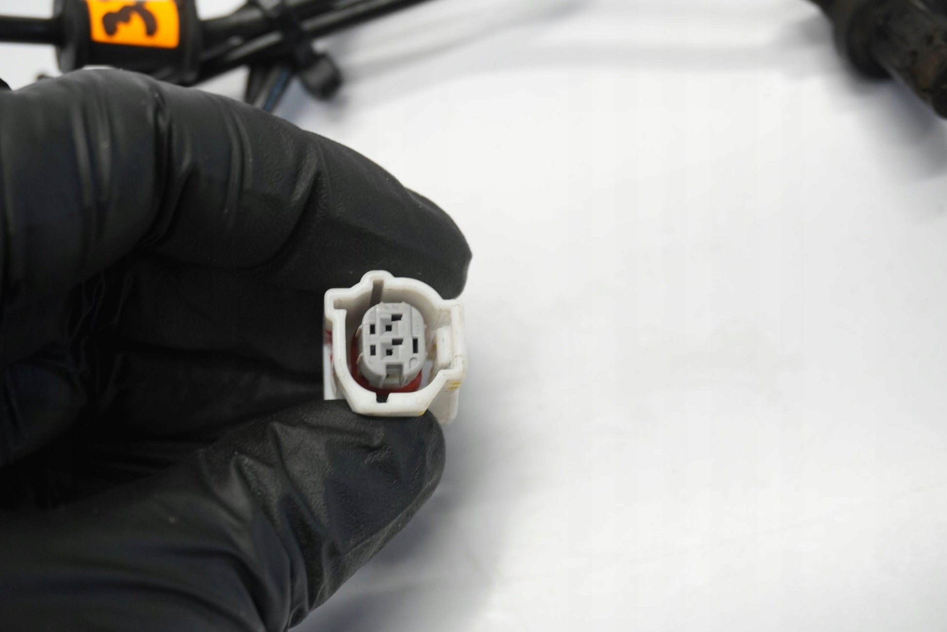 YAMAHA X-MAX 300 17- ABS Sensor vorne 3