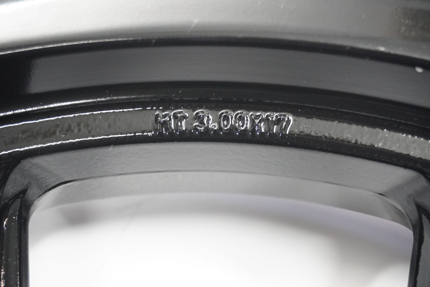 KTM 125 DUKE 17- Felge vorne Wheel Vorderrad 9