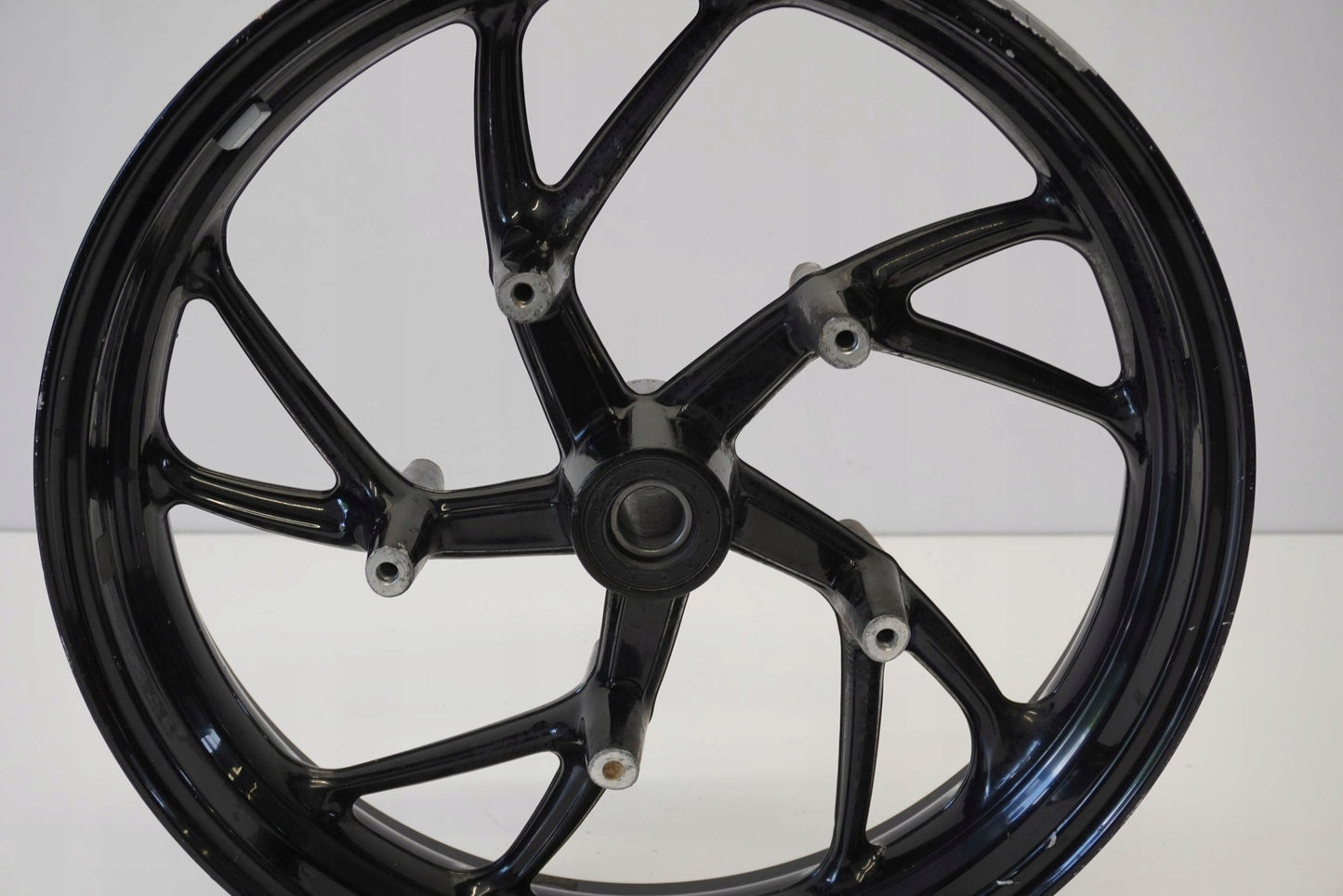 BMW F 900 R K83 20- Felge vorne Wheel Vorderrad 2
