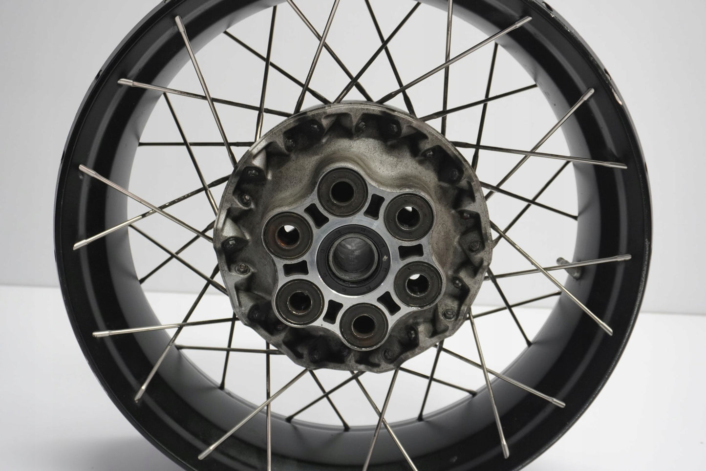 DUCATI MULTISTRADA 1200 S 10-15 Felge hinten Wheel Hinterrad 9