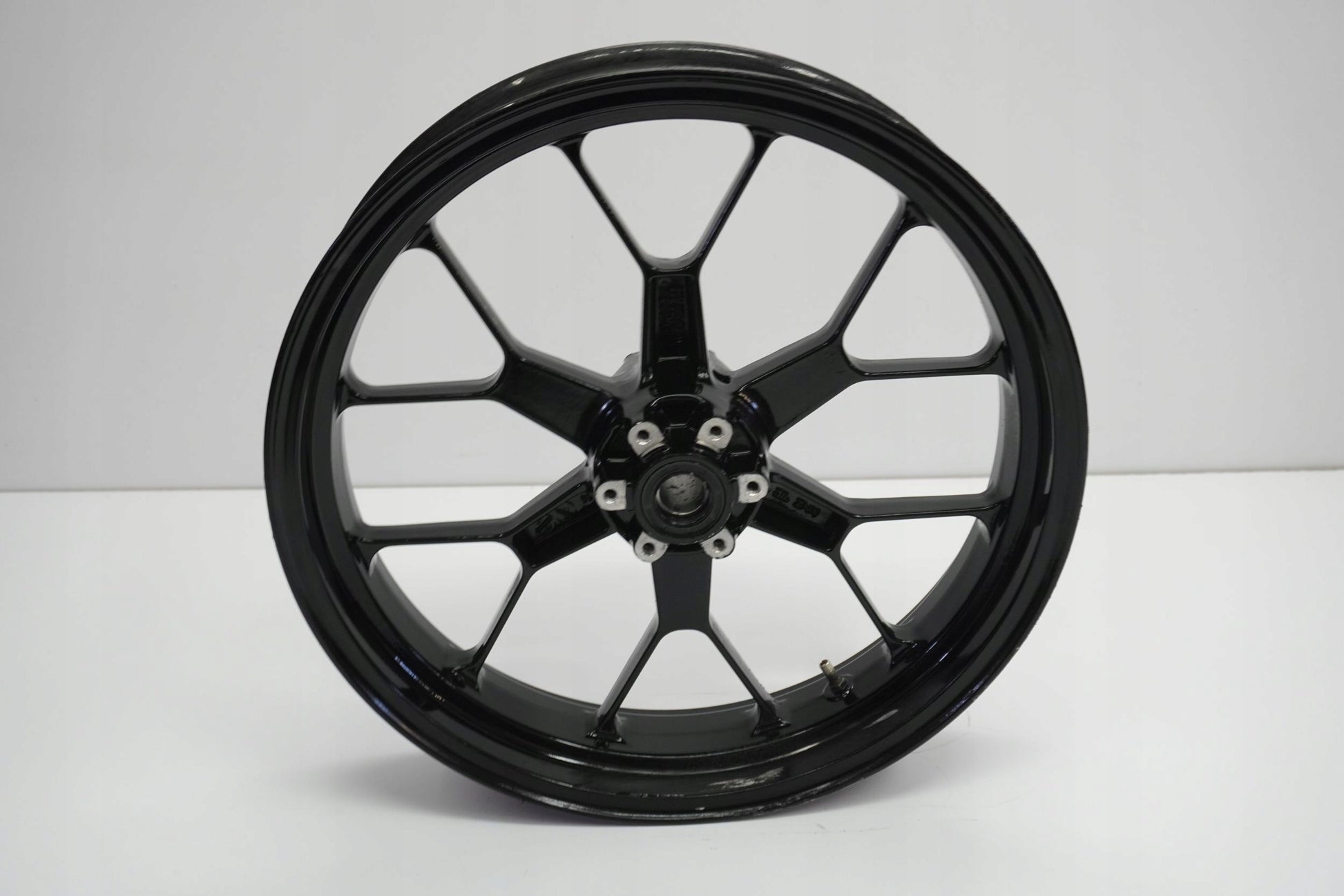 APRILIA SL 750 SHIVER 07-16 Felge vorne Wheel Vorderrad 3