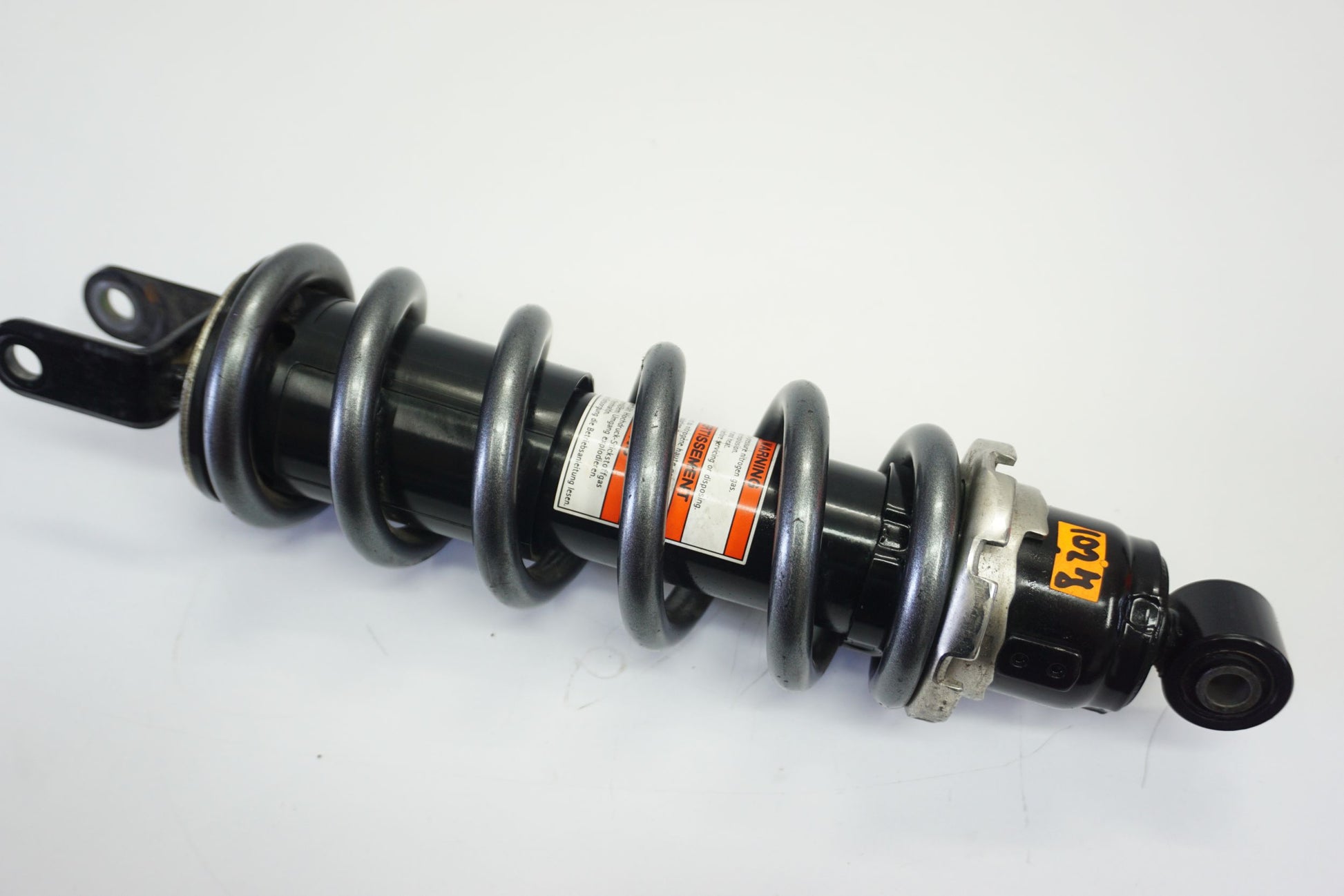 SUZUKI GSR 750 11-16 Stoßdämpfer Federbein shock absorber 6