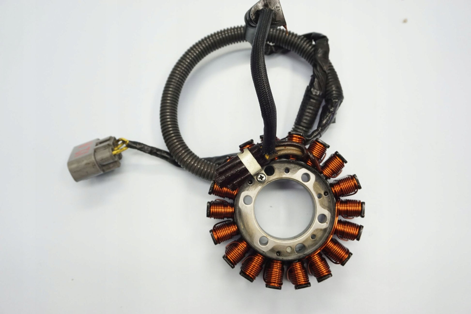 HONDA VFR 800 F 17-19 Lichtmaschine Stator Generator Lima Alternator 2