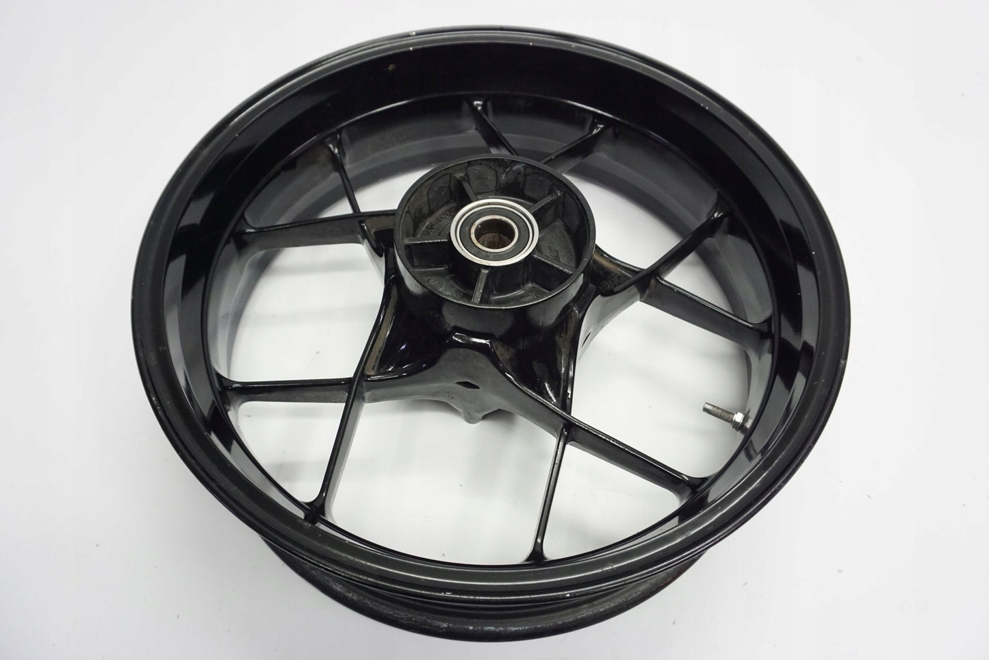 KTM 690 DUKE 12-15 Felge hinten Wheel Hinterrad 3