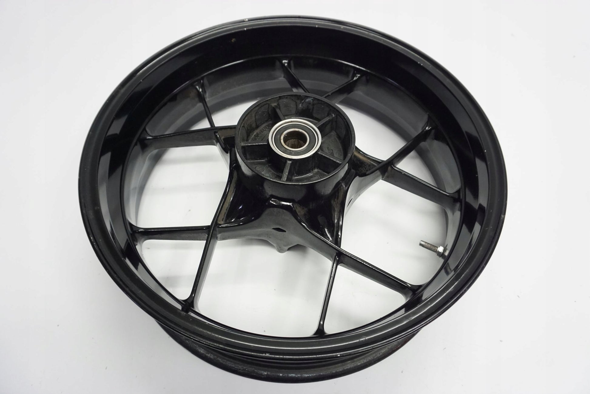 KTM 690 DUKE 12-15 Felge hinten Wheel Hinterrad 3