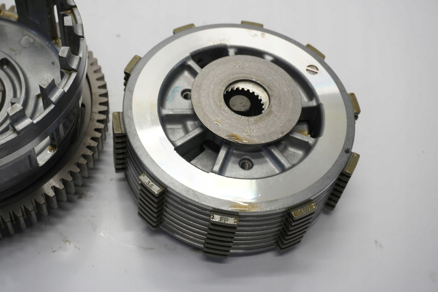 HONDA CB 750 HORNET 23- Kupplung Kupplungskorb Clutch 8