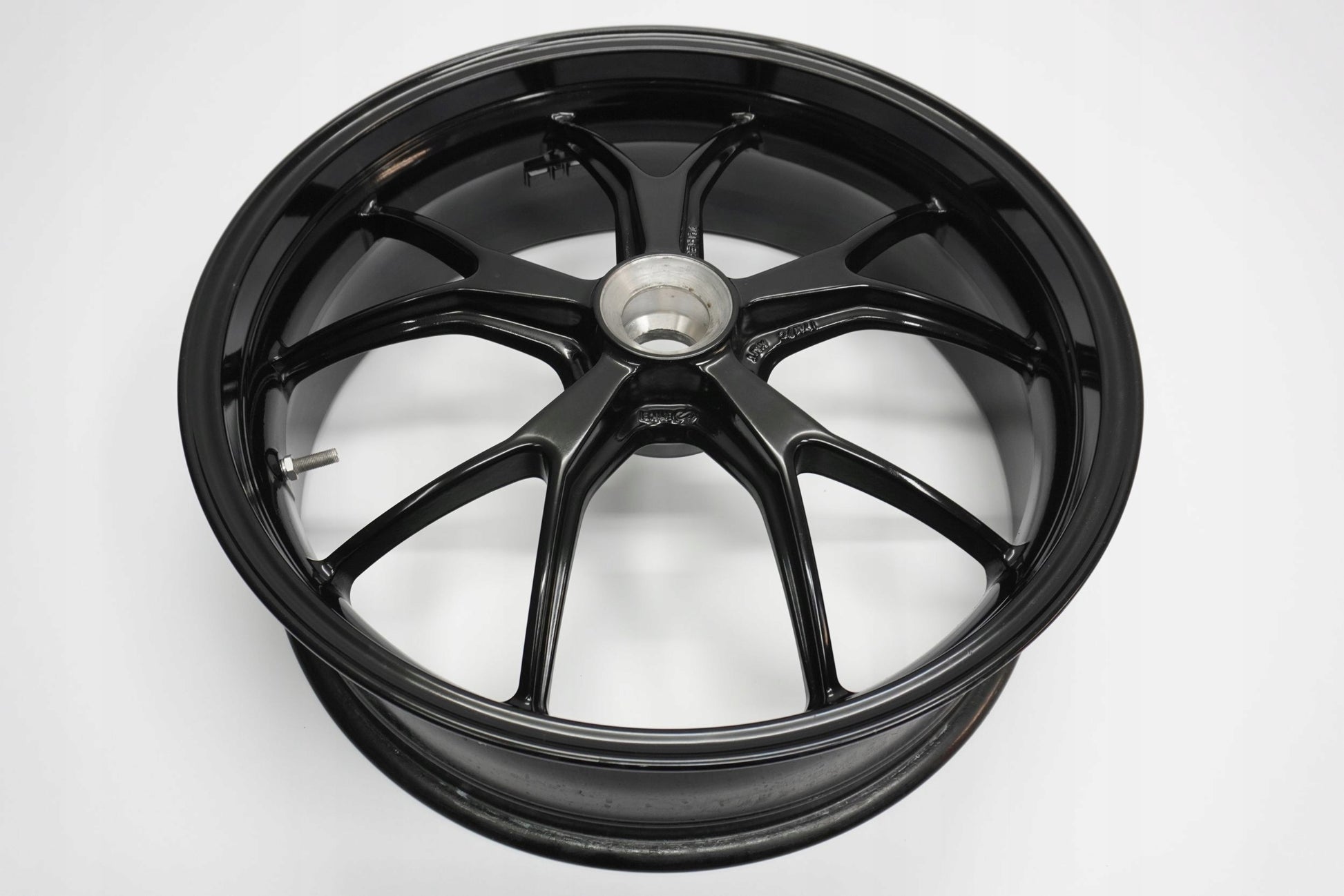 DUCATI 848 08–13 Felge hinten Wheel Hinterrad 9