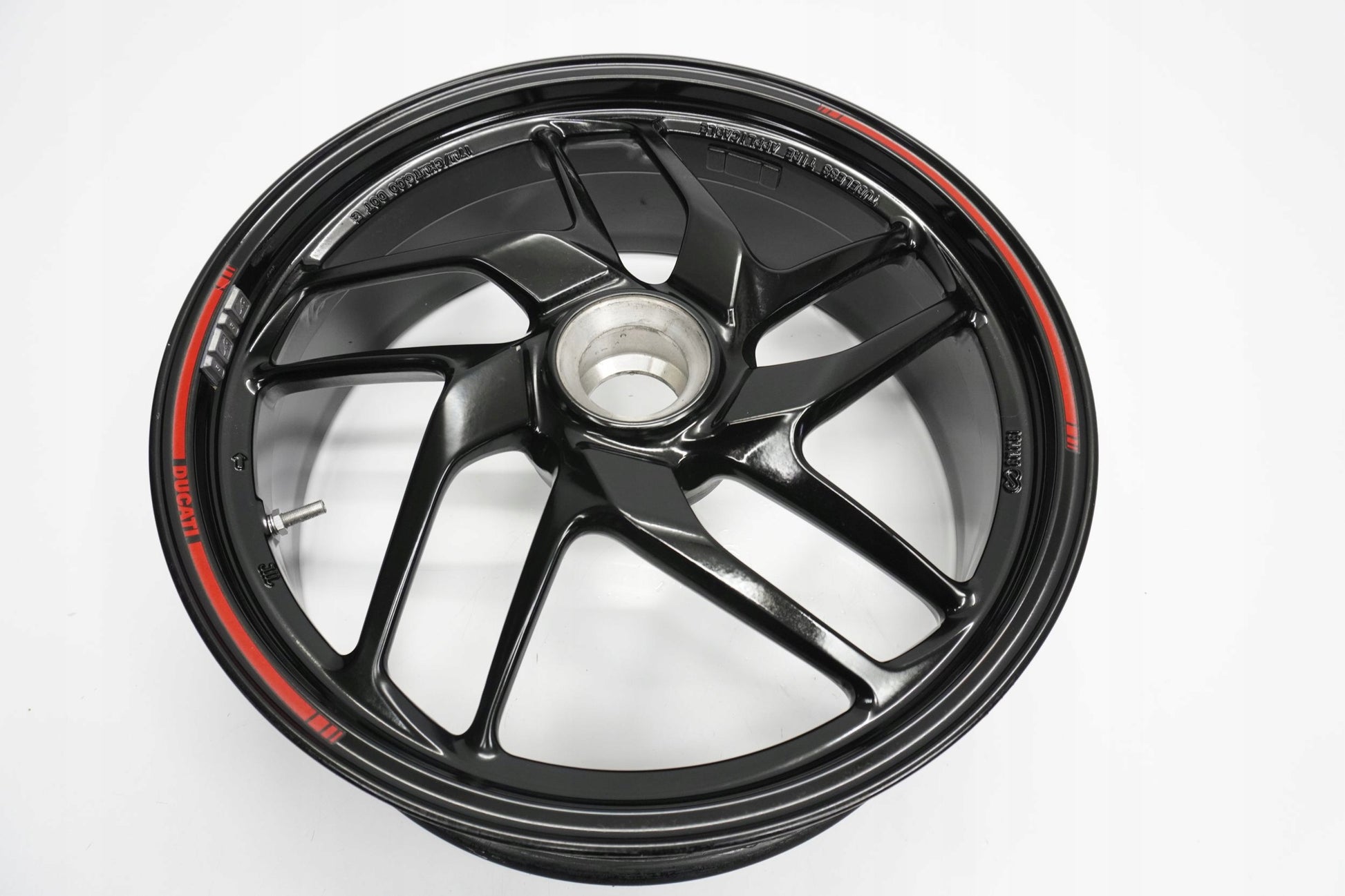 DUCATI MULTISTRADA 1200 S 10-15 Felge hinten Wheel Hinterrad 3