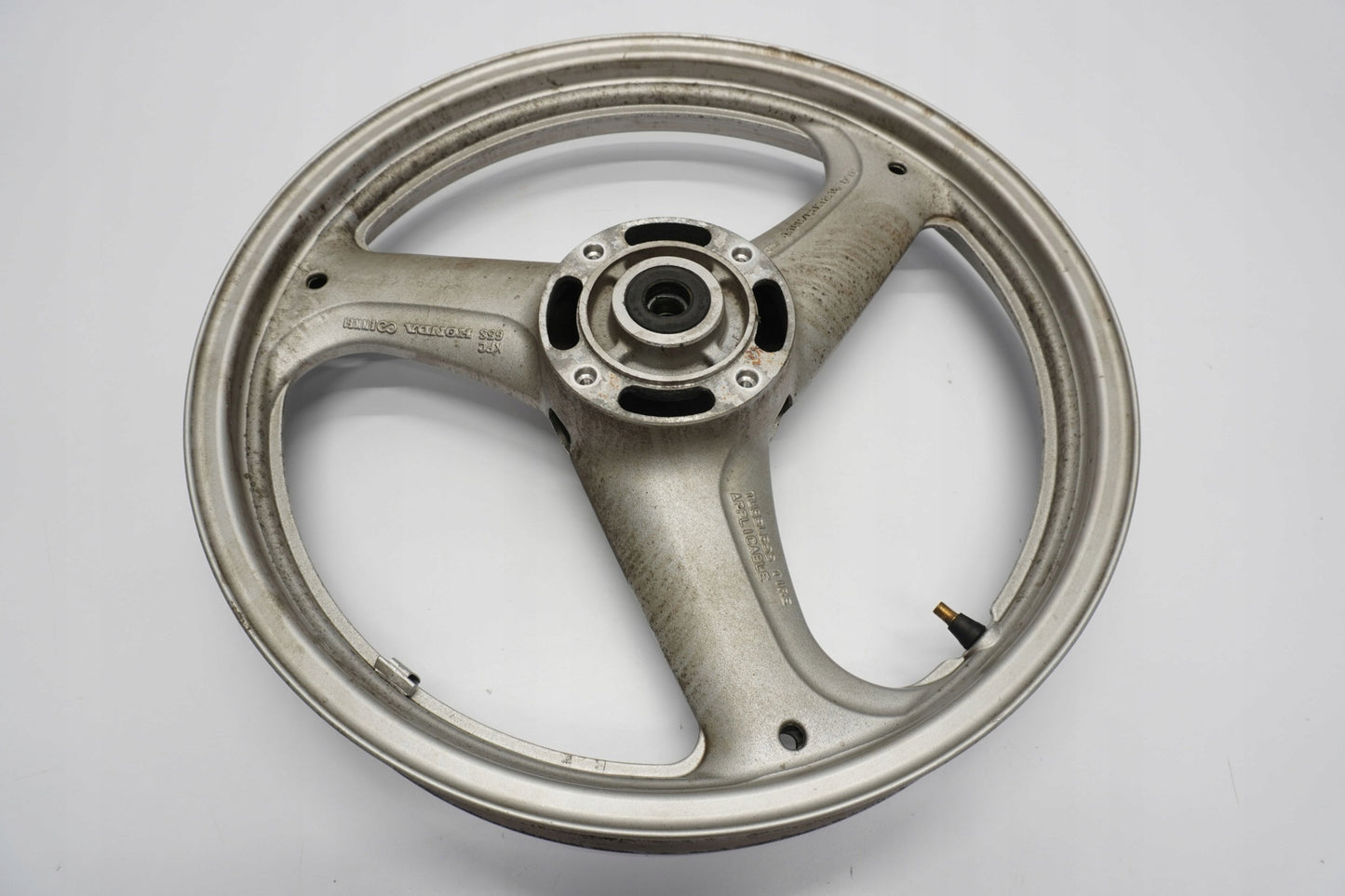 HONDA XL 125 V VARADERO 01-06 Felge vorne Wheel Vorderrad 9
