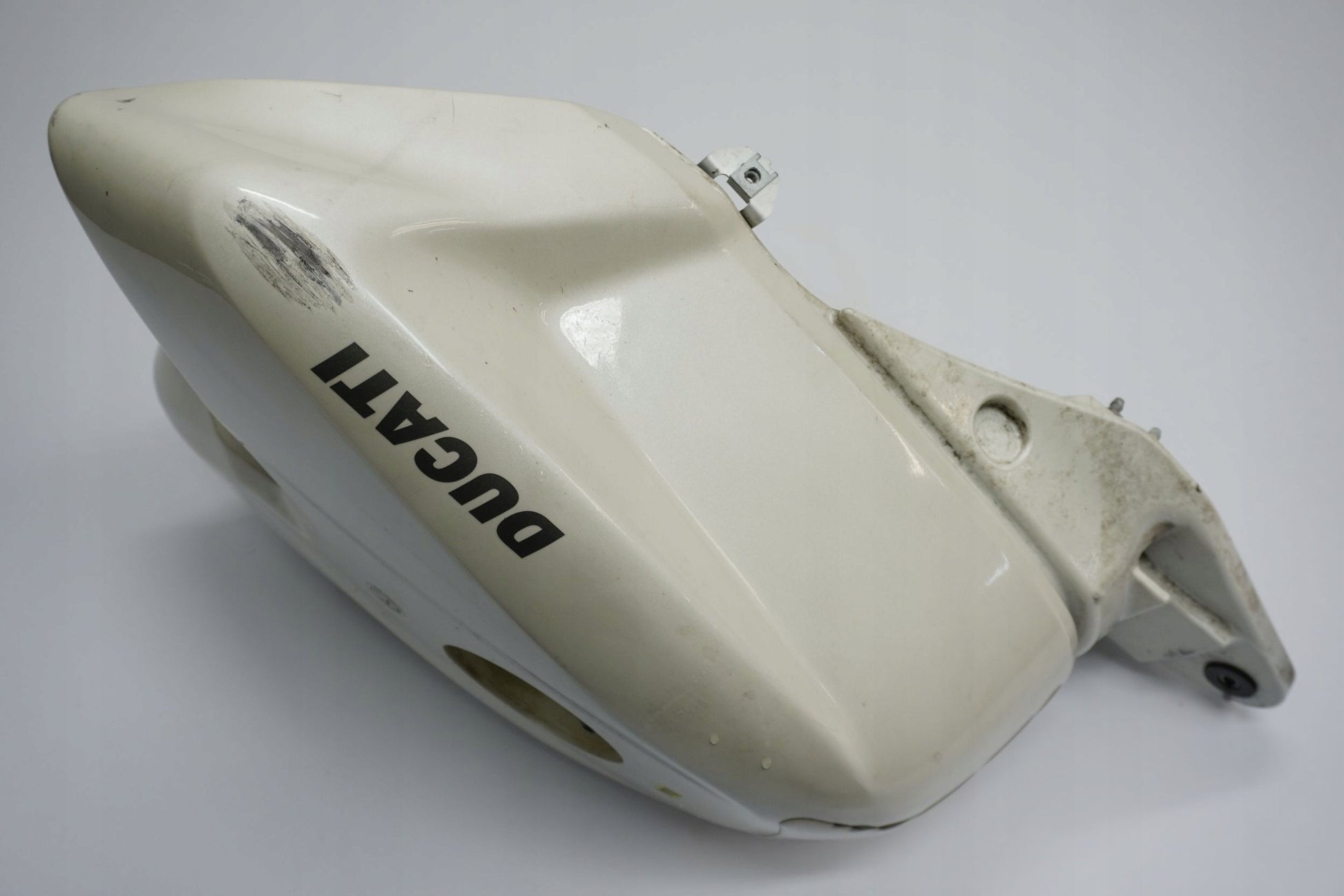 DUCATI 848 08–13 Kraftstofftank Benzintank Fuel Tank 4