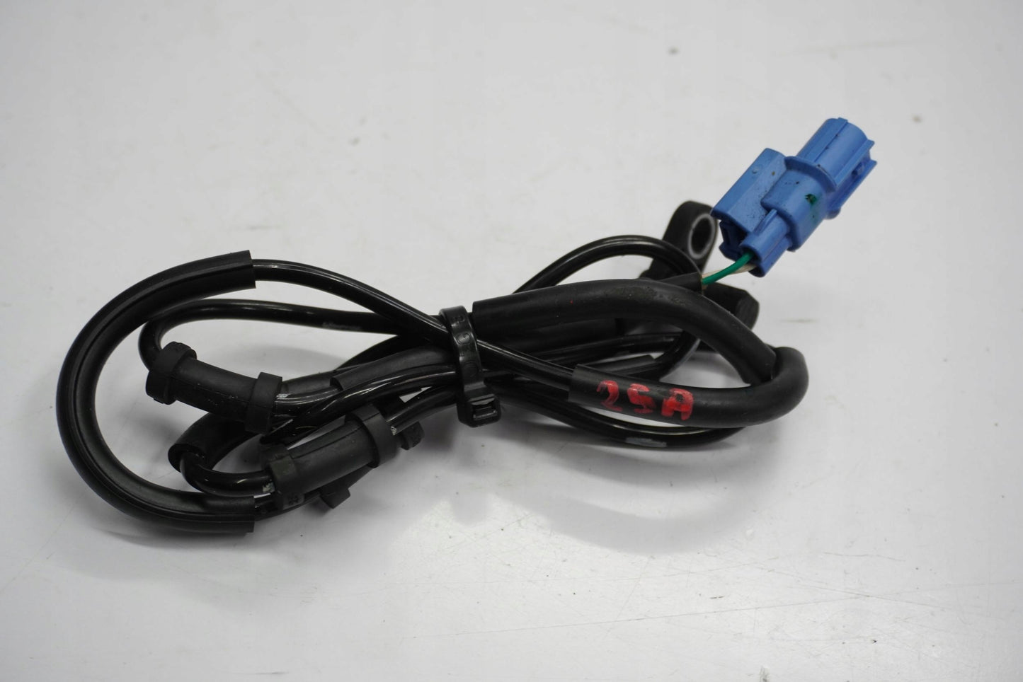 KAWASAKI Z 900 RS CAFE 18-22 ABS Sensor hinten 2