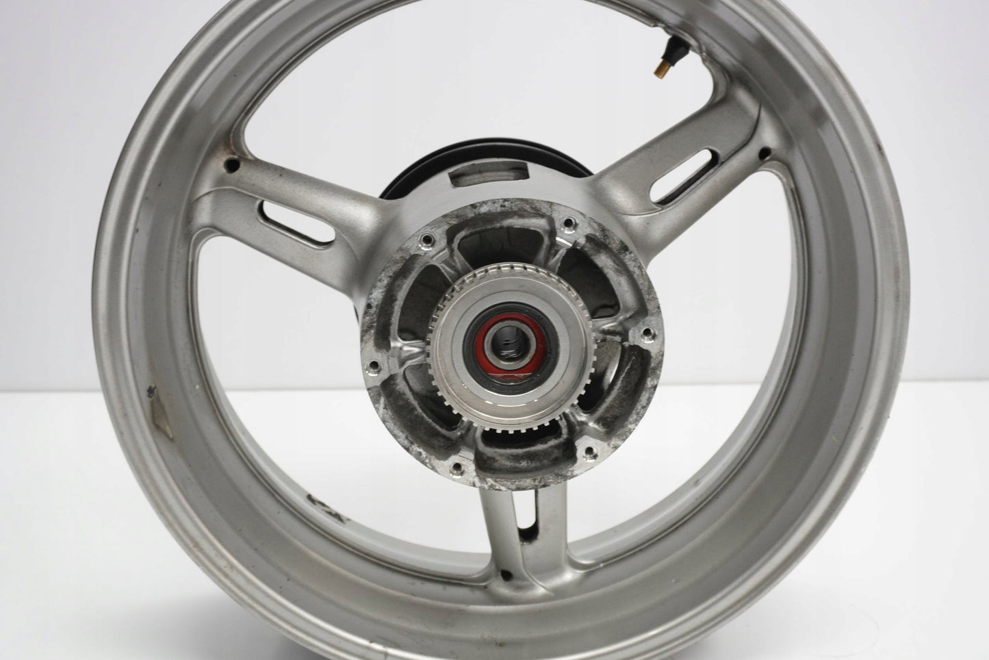YAMAHA FJR 1300 01-05 Felge hinten Wheel Hinterrad 9