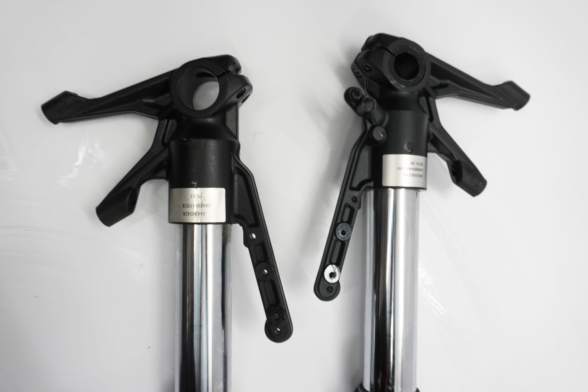 DUCATI MULTISTRADA 1200 S 10-15 Gabel Gabelholme Fork 8