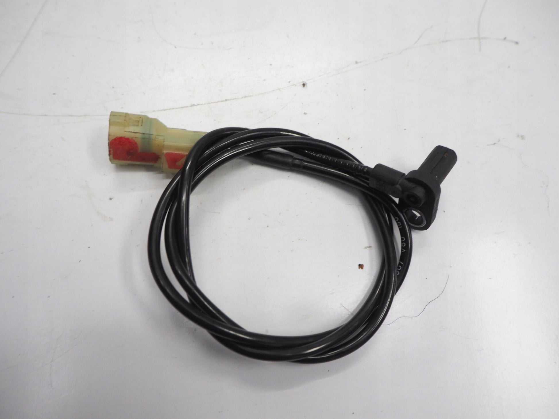 TRIUMPH SPEED TRIPLE 1050 RS 18-20 ABS Sensor vorne 4