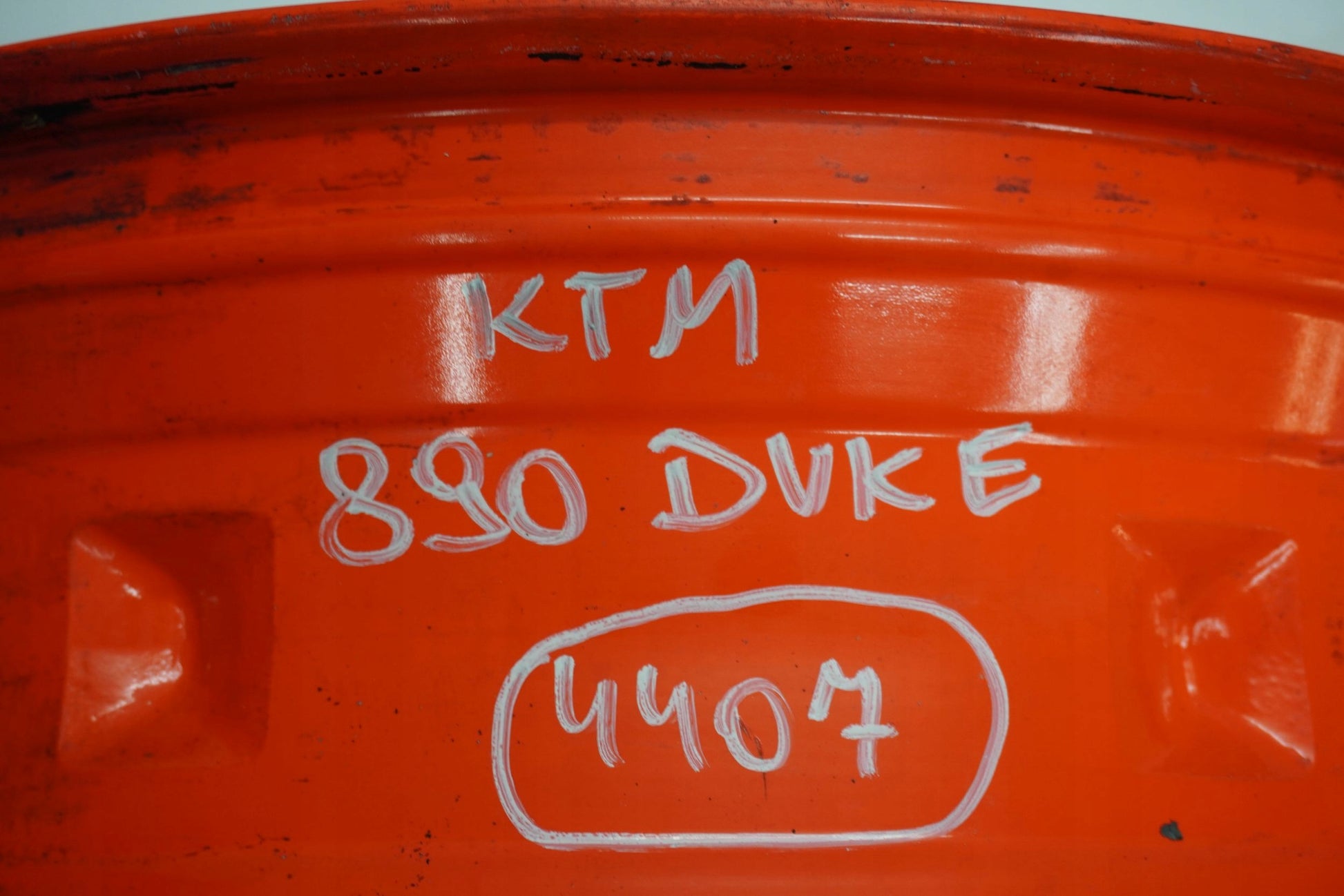 KTM 890 DUKE R 20- Felge hinten Wheel Hinterrad 8