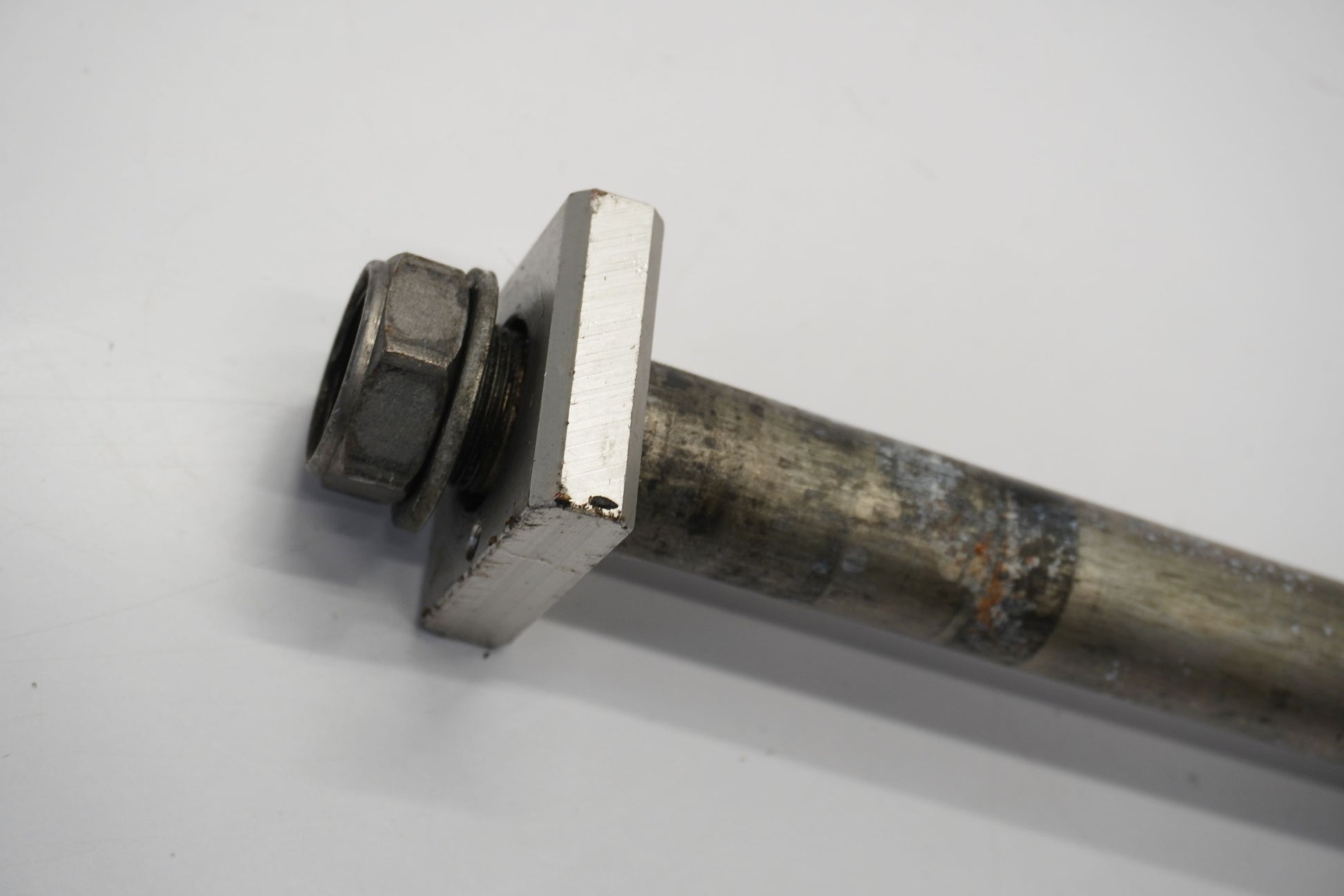 YAMAHA YZF-R1 RN19 07-08 Hinterachse Achse hinten Radachse rear axle 2