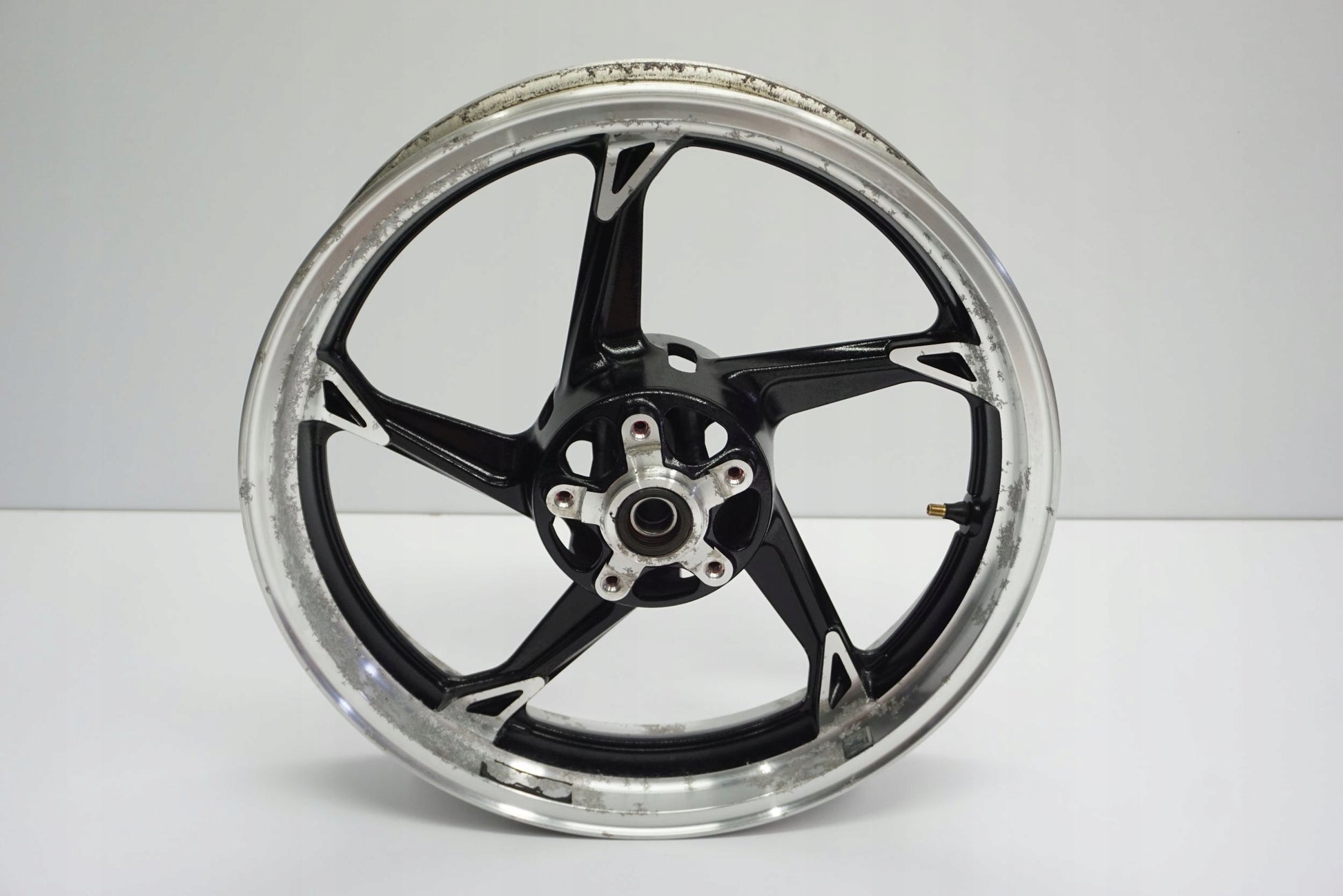 KAWASAKI Z1000 10-13 Felge vorne Wheel Vorderrad 7