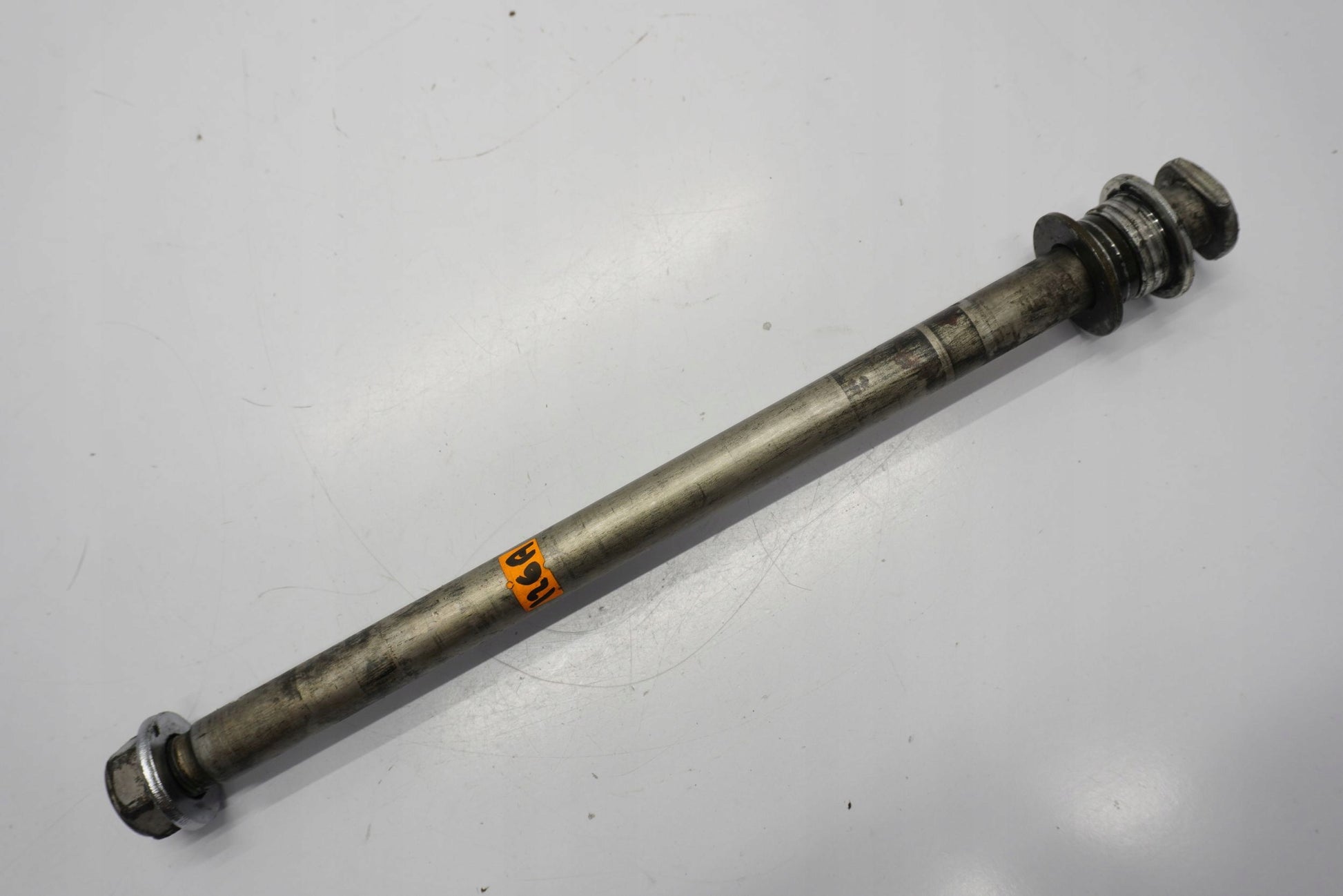 YAMAHA XV 1900 A MIDNIGHT STAR 06-13 Hinterachse Achse hinten Radachse rear axle 4