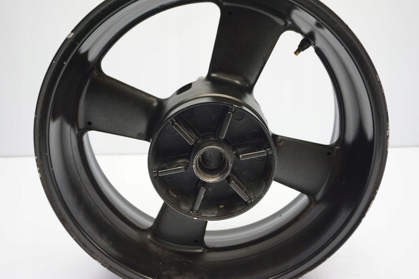 YAMAHA MT-01 1700 05-12 Felge hinten Wheel Hinterrad 12