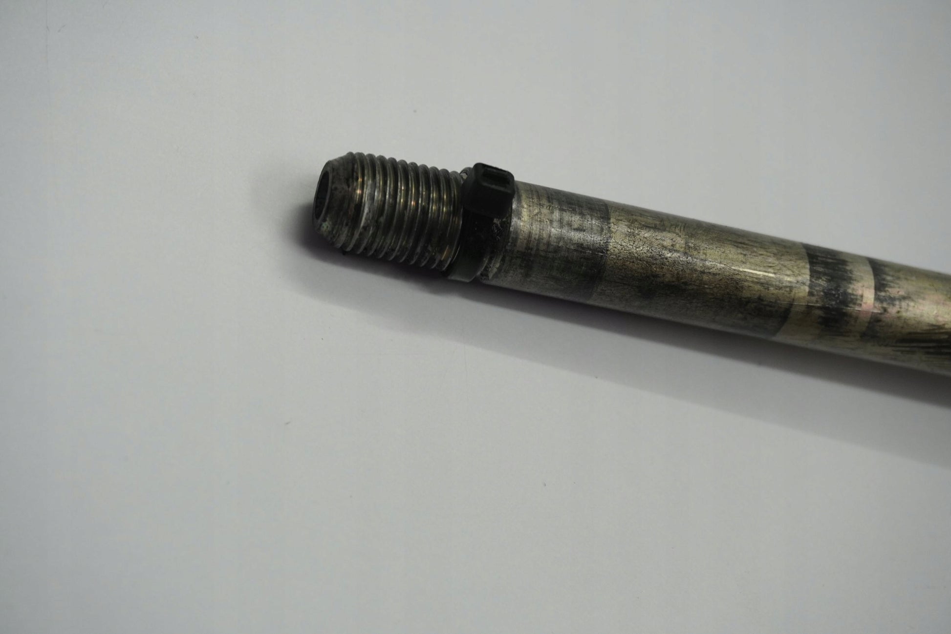 YAMAHA WR 125 R 09-14 Vorderachse Achse vorne Radachse front axle 6