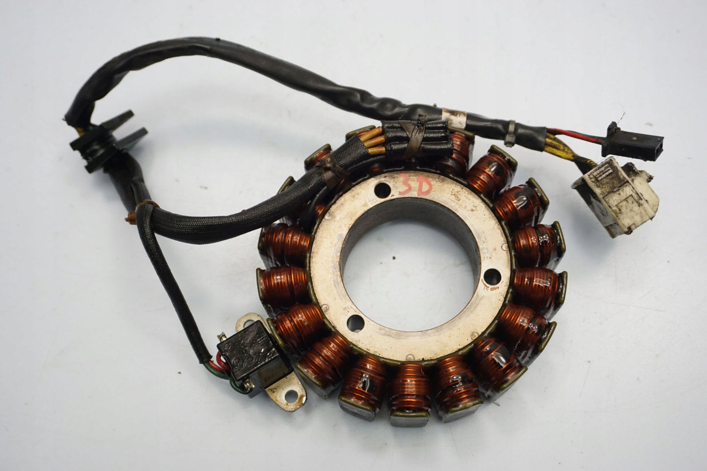SUZUKI DL 1000 V-STROM 14-16 Lichtmaschine Stator Generator Lima Alternator 3
