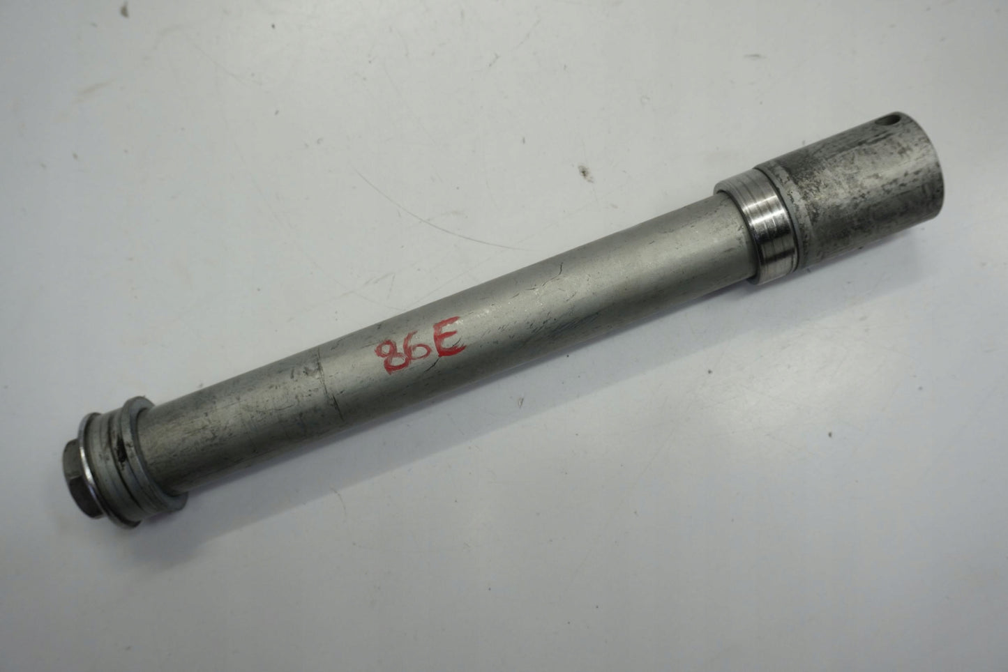 HONDA CB 1000 R SC80 Vorderachse Achse vorne Radachse front axle 6