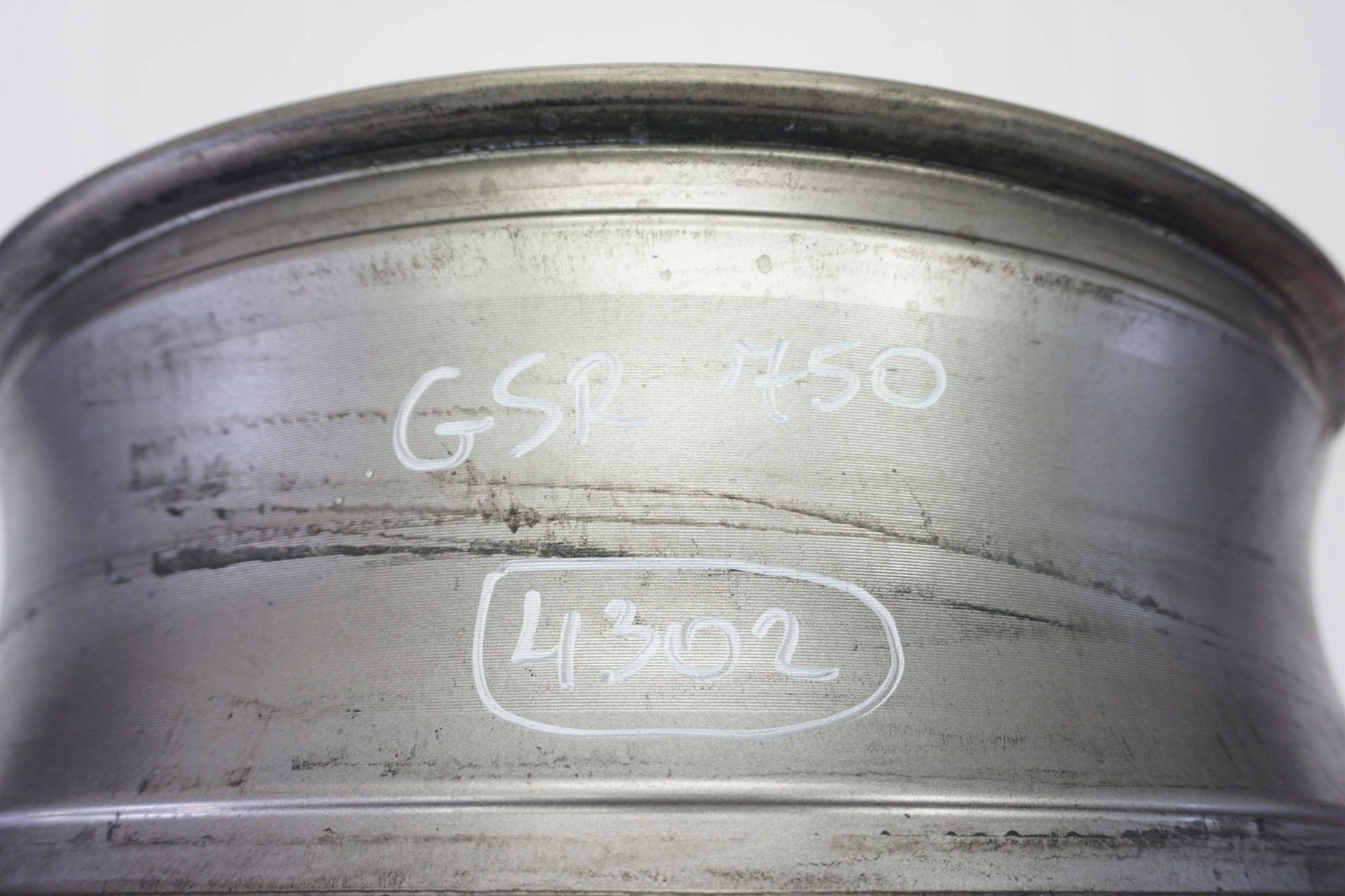 SUZUKI GSR 750 11-16 Felge hinten Wheel Hinterrad 5