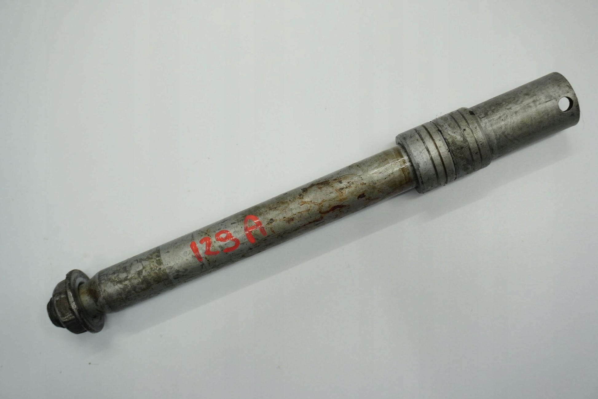 HONDA CRF 1000 L AFRICA TWIN 15-17 Vorderachse Achse vorne Radachse front axle 5