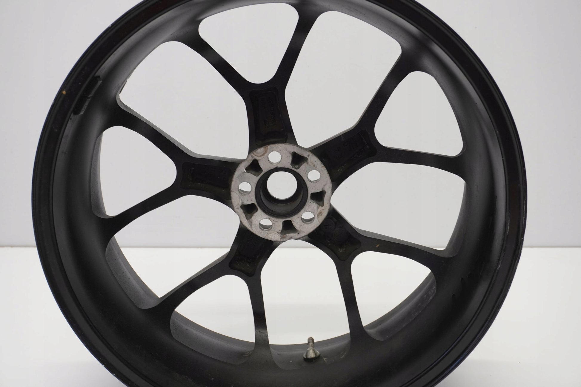 HONDA CB 1000 R SC80 Felge hinten Wheel Hinterrad 4