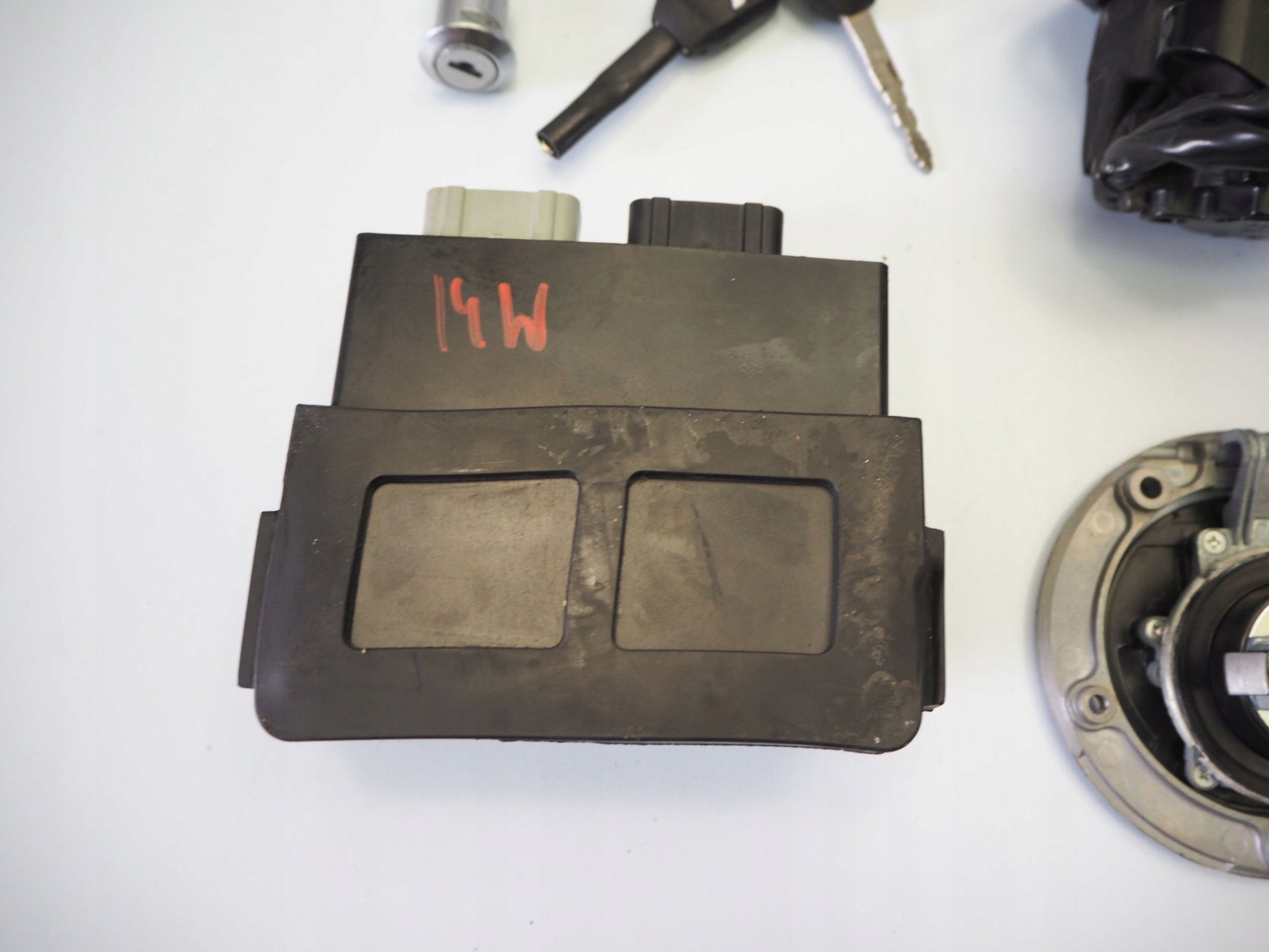 KAWASAKI Z1000 14-19 Schlosssatz Zündschloss Lock Set 6