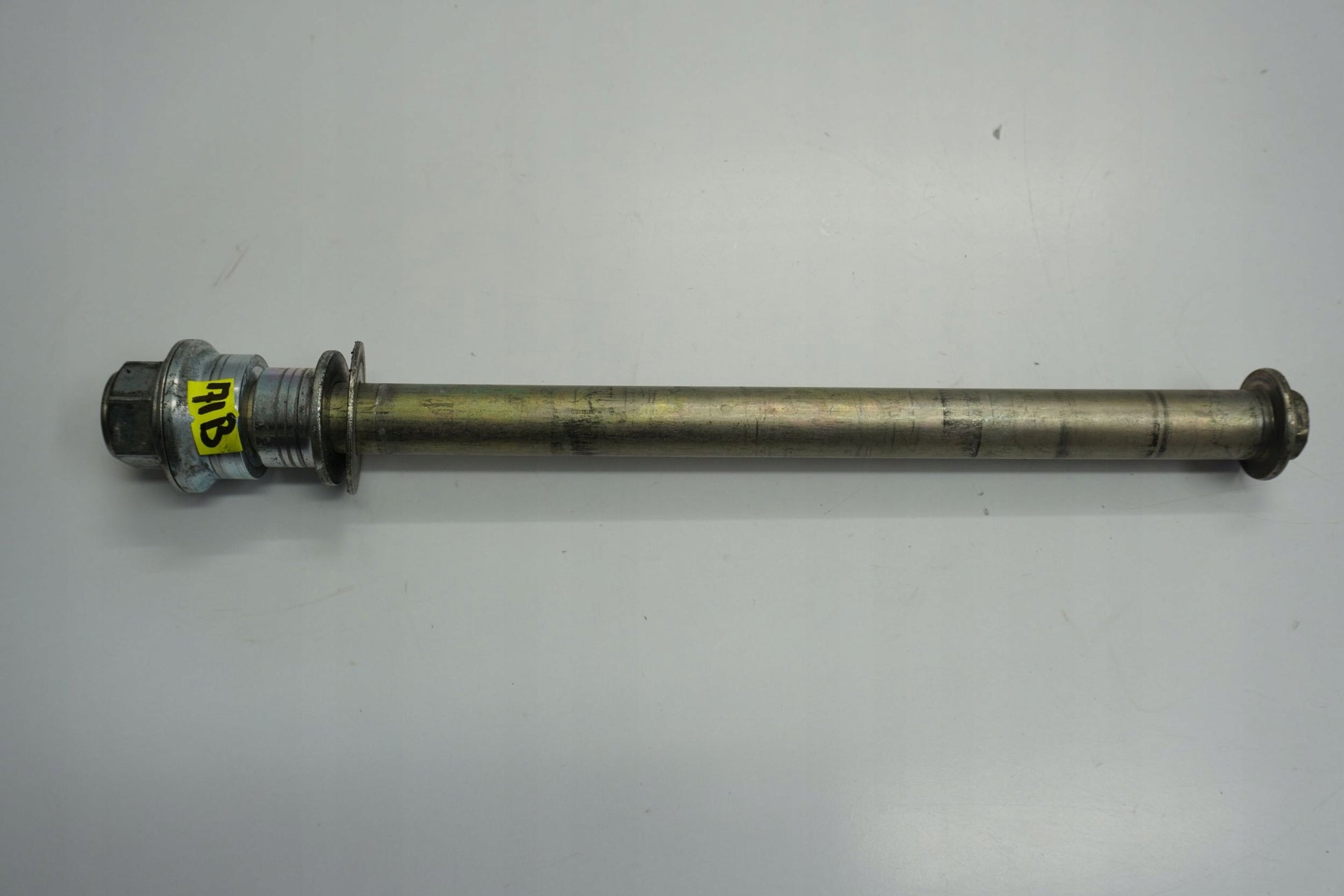 SUZUKI SV 650 X 16- Hinterachse Achse hinten Radachse rear axle 4