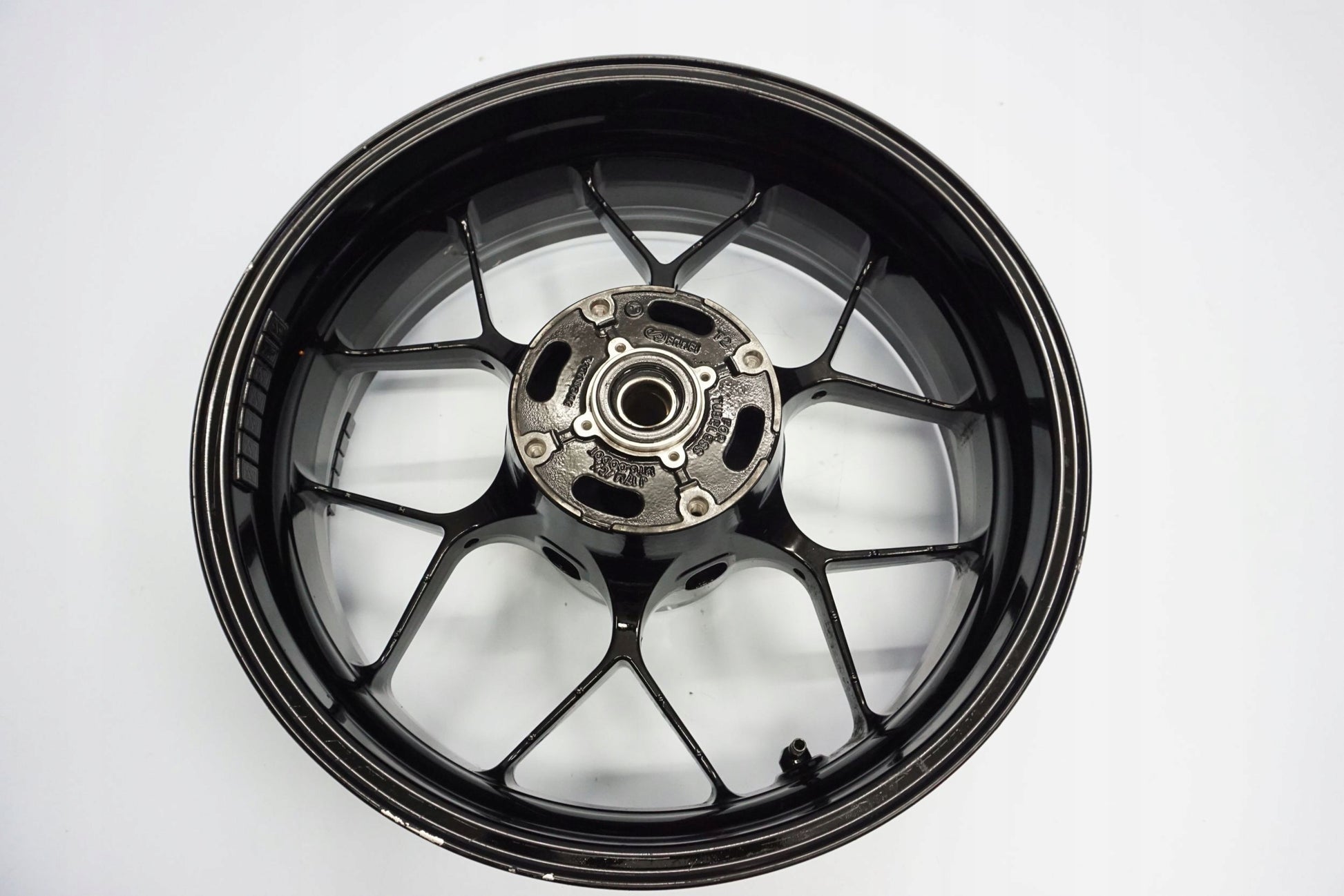 HONDA CBR 1000RR SC59 12-16 Felge hinten Wheel Hinterrad 2
