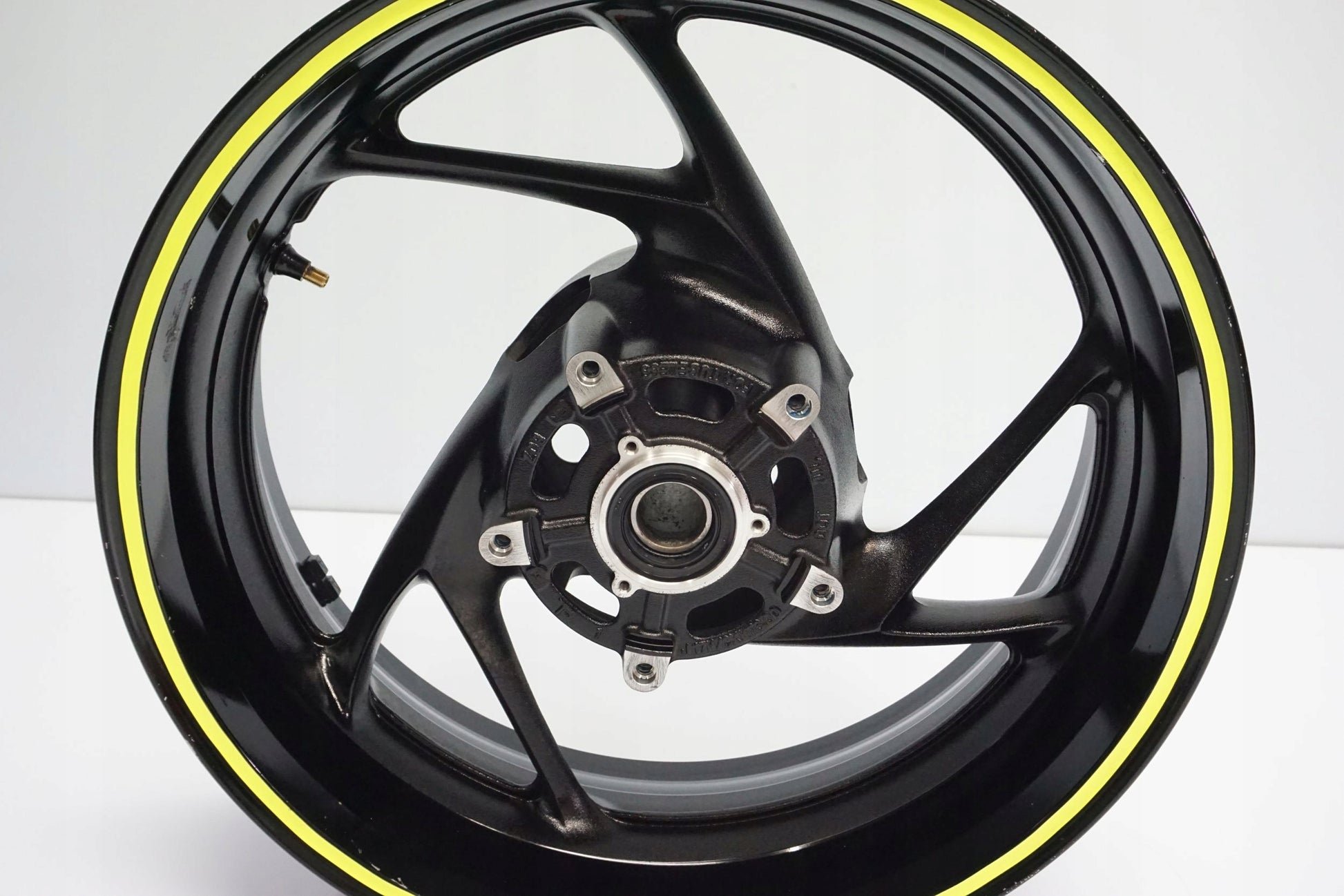 SUZUKI GSX-S 1000 15-20 Felge hinten Wheel Hinterrad 10