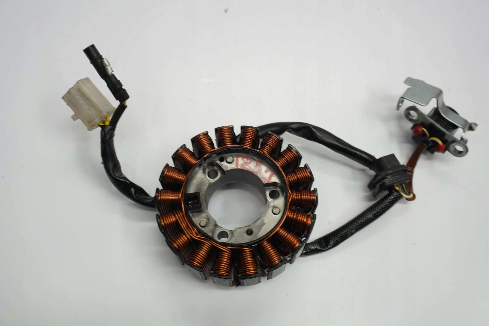 HONDA CB 125 R JC79 18-20 Lichtmaschine Stator Generator Lima Alternator 6