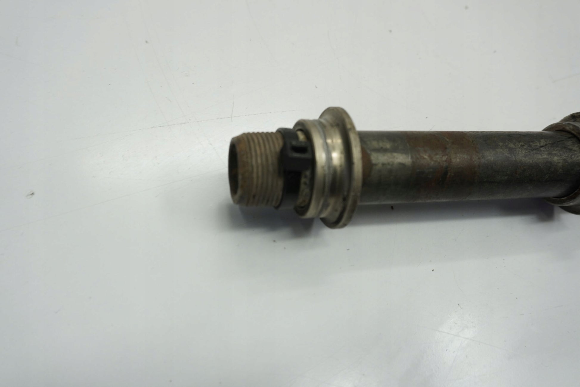 KAWASAKI ZX-10R 06-07 Vorderachse Achse vorne Radachse front axle 2