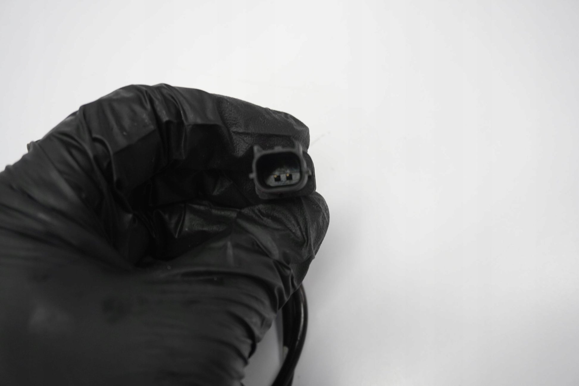 HONDA CB 650 R 19-23 ABS Sensor vorne 5