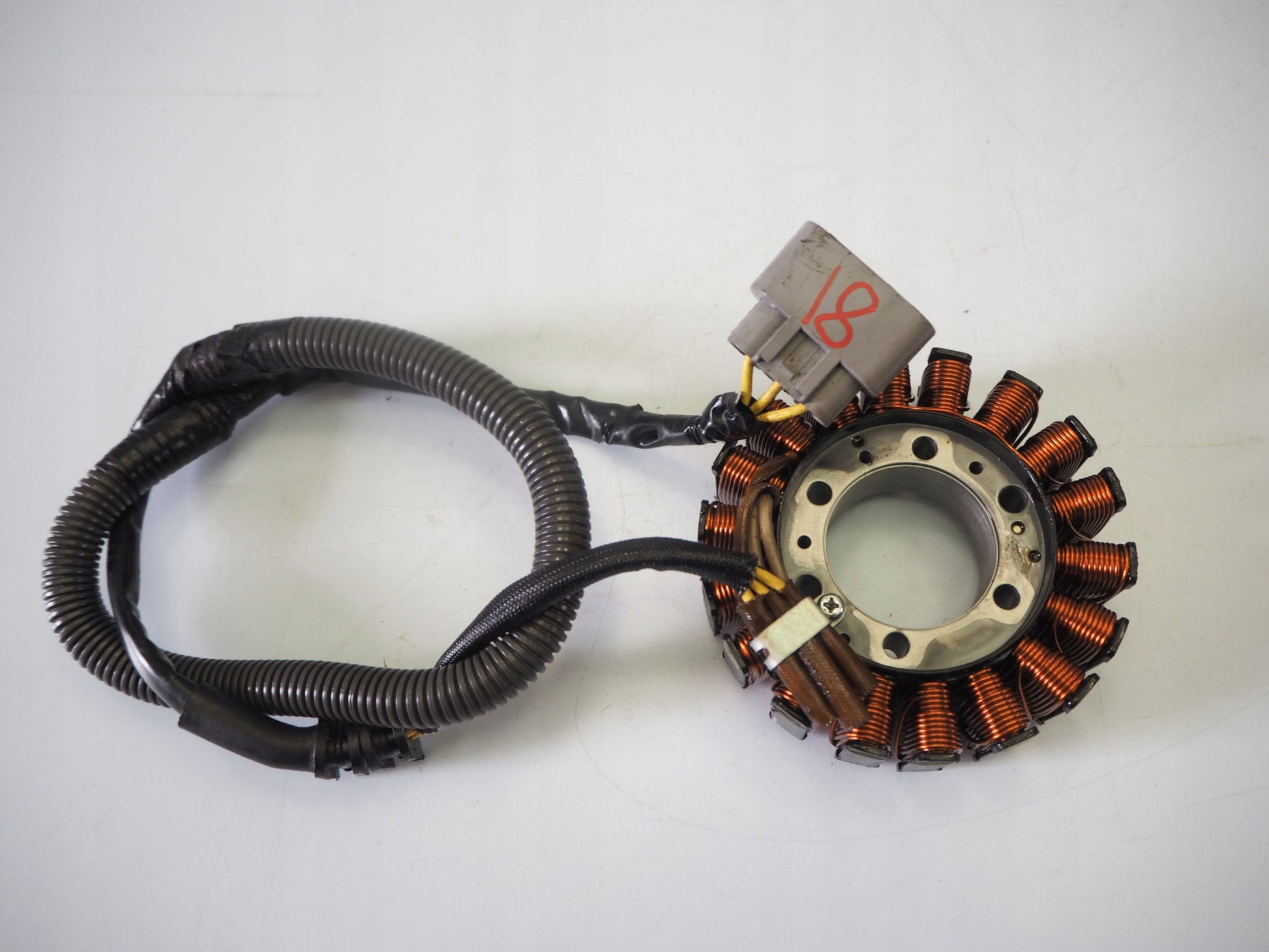 HONDA VFR 800 F 17- Lichtmaschine Stator Generator Lima Alternator 4