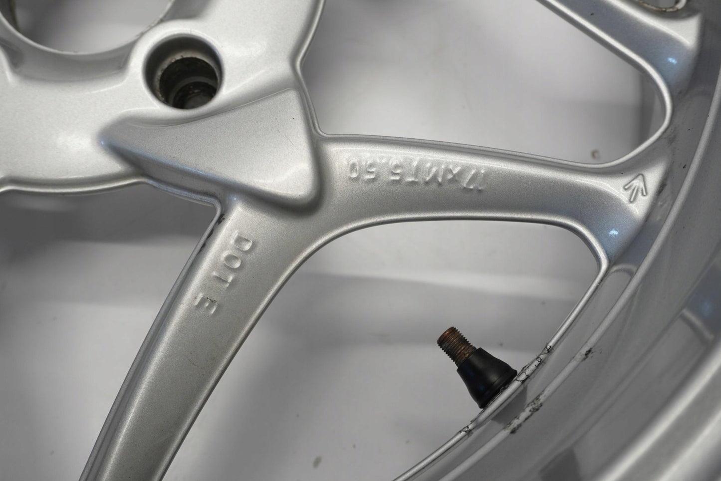 BMW R 1200 RT K26 05-09 Felge hinten Wheel Hinterrad 5