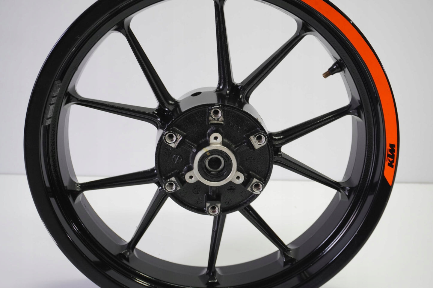 KTM 125 DUKE 17-23 Felge hinten Wheel Hinterrad 3