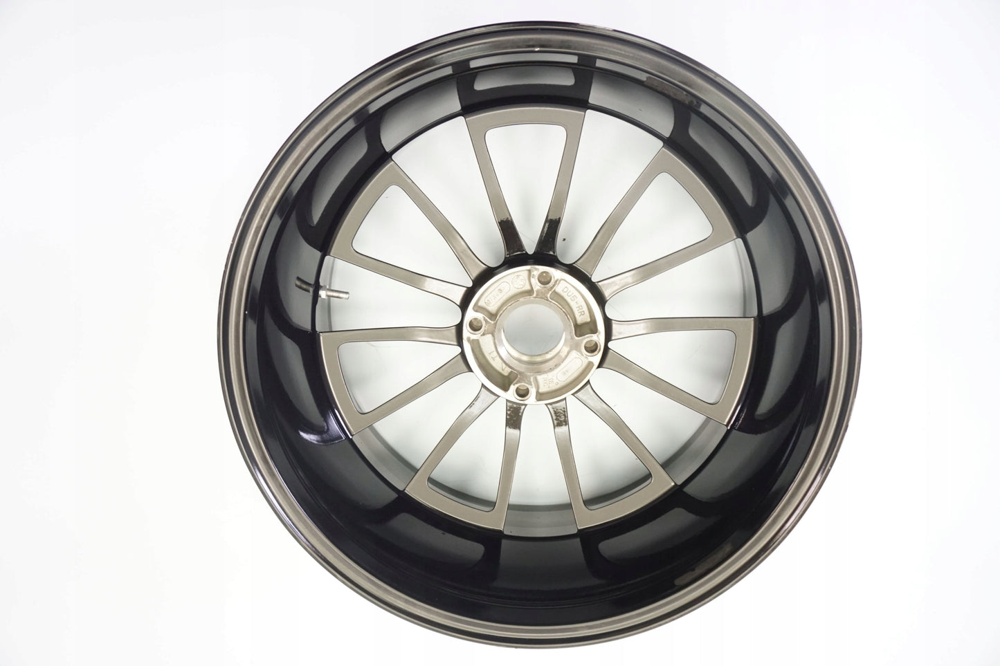 DUCATI DIAVEL 1200 Felge hinten Wheel Hinterrad 5