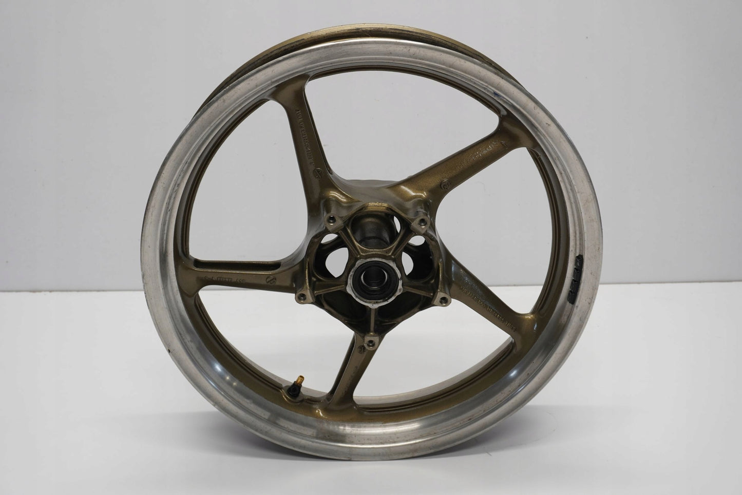 YAMAHA FZ1 1000 N FAZER RN16 06-15 Felge vorne Wheel Vorderrad 3