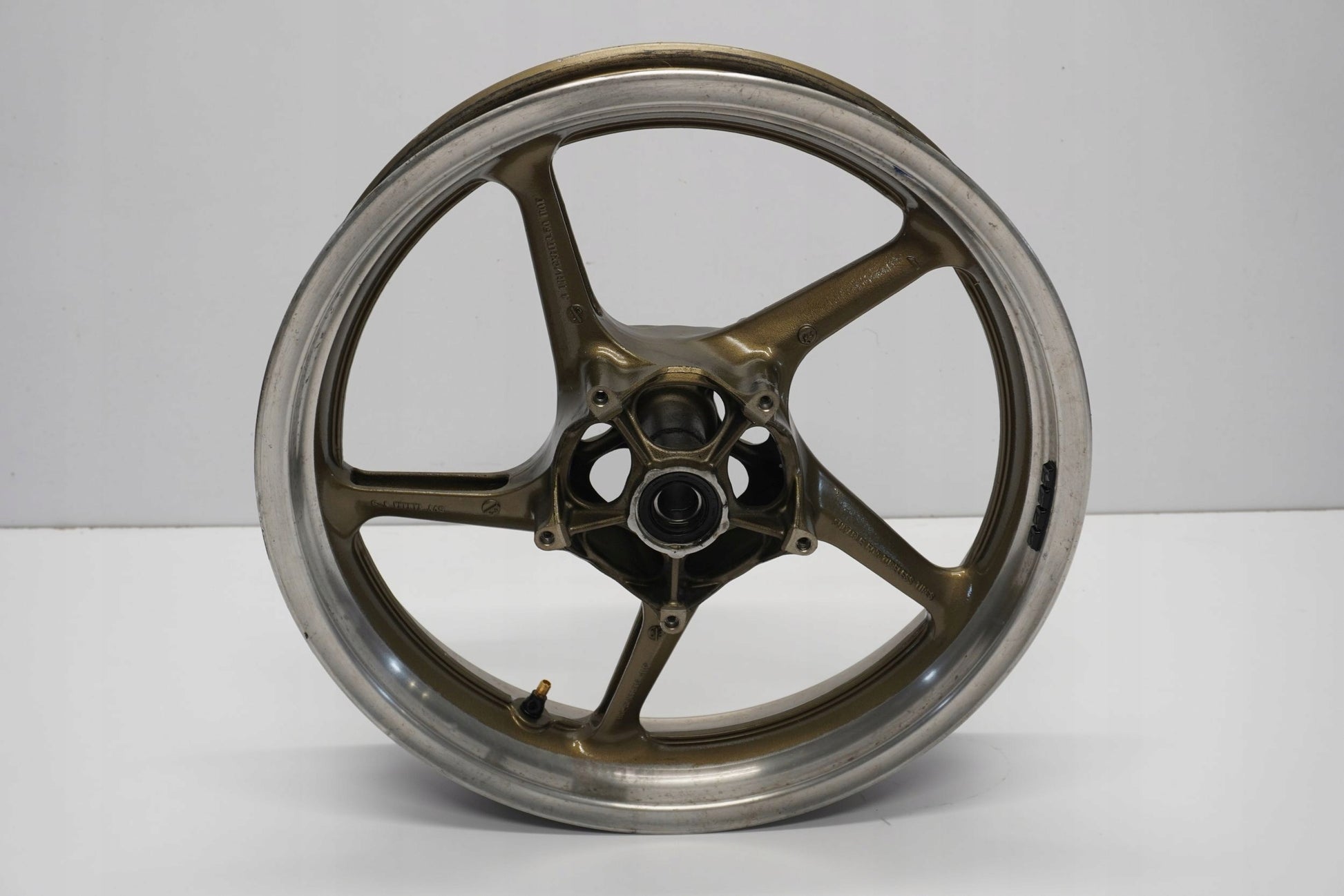 YAMAHA FZ1 1000 N FAZER RN16 06-15 Felge vorne Wheel Vorderrad 3