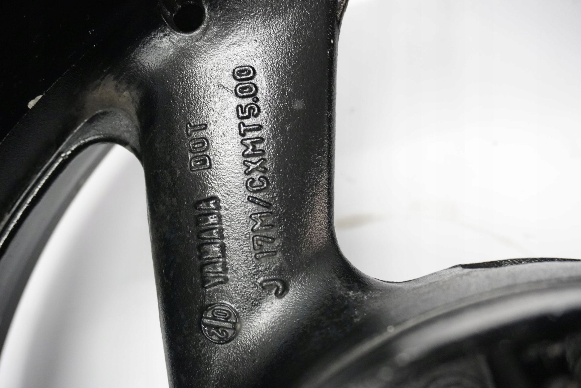 YAMAHA FZS FAZER 600 02-03 Felge hinten Wheel Hinterrad 3